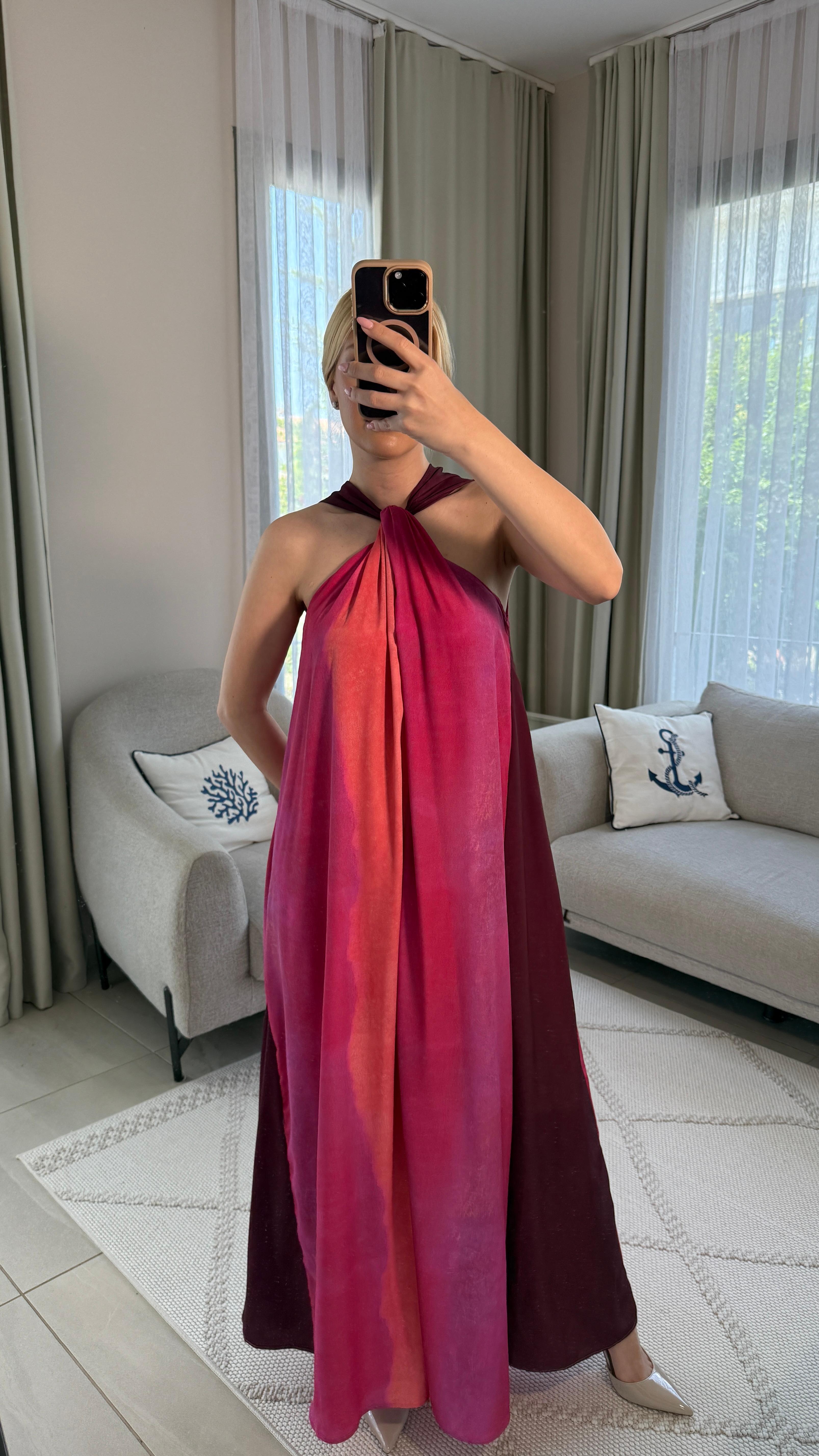 FIÇI DESENLİ PEMBE ELBİSE