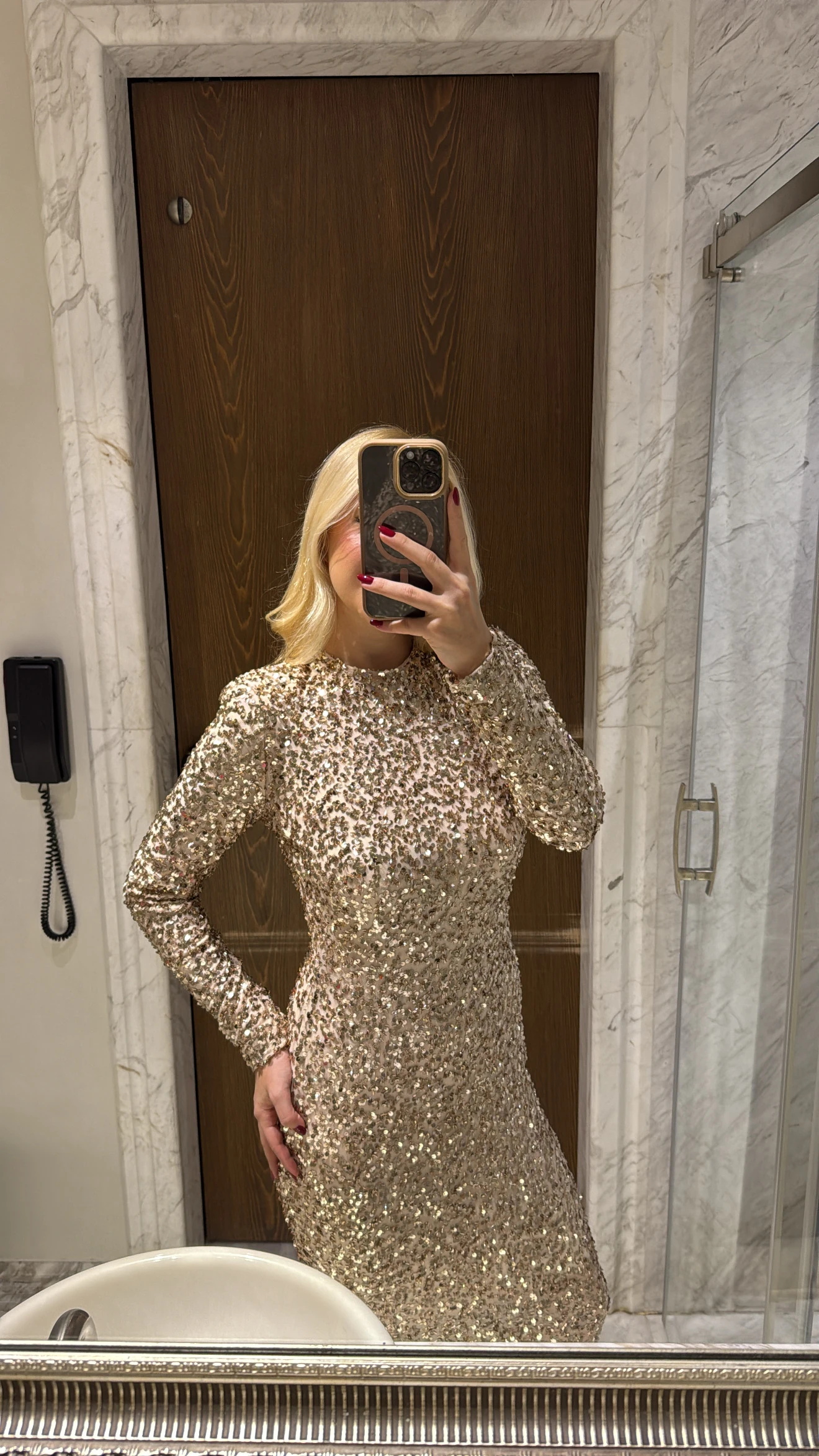 PAYETLİ UZUN ELBİSE -ROSE