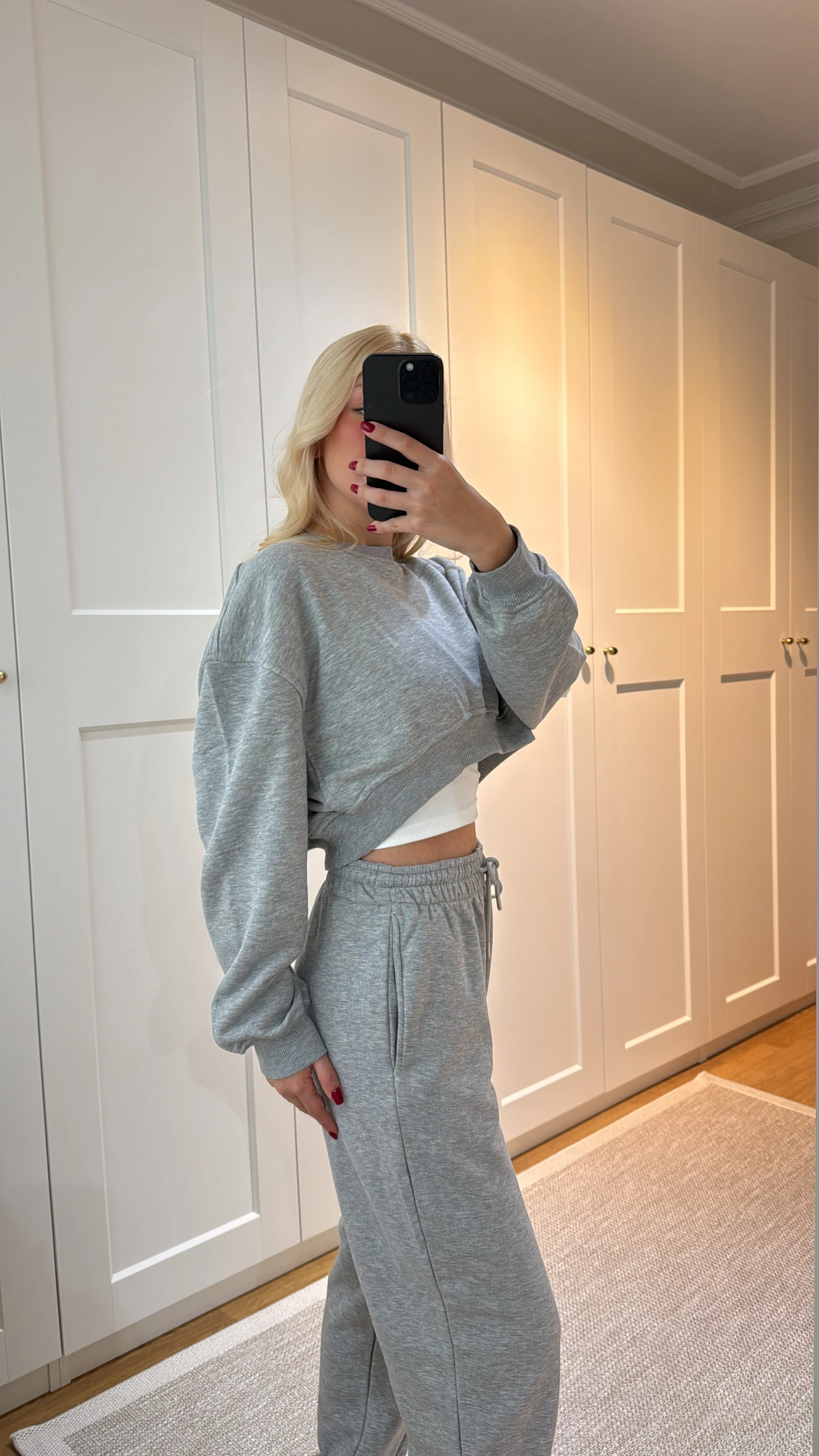 GRİ CROP EŞOFMAN TAKIMI