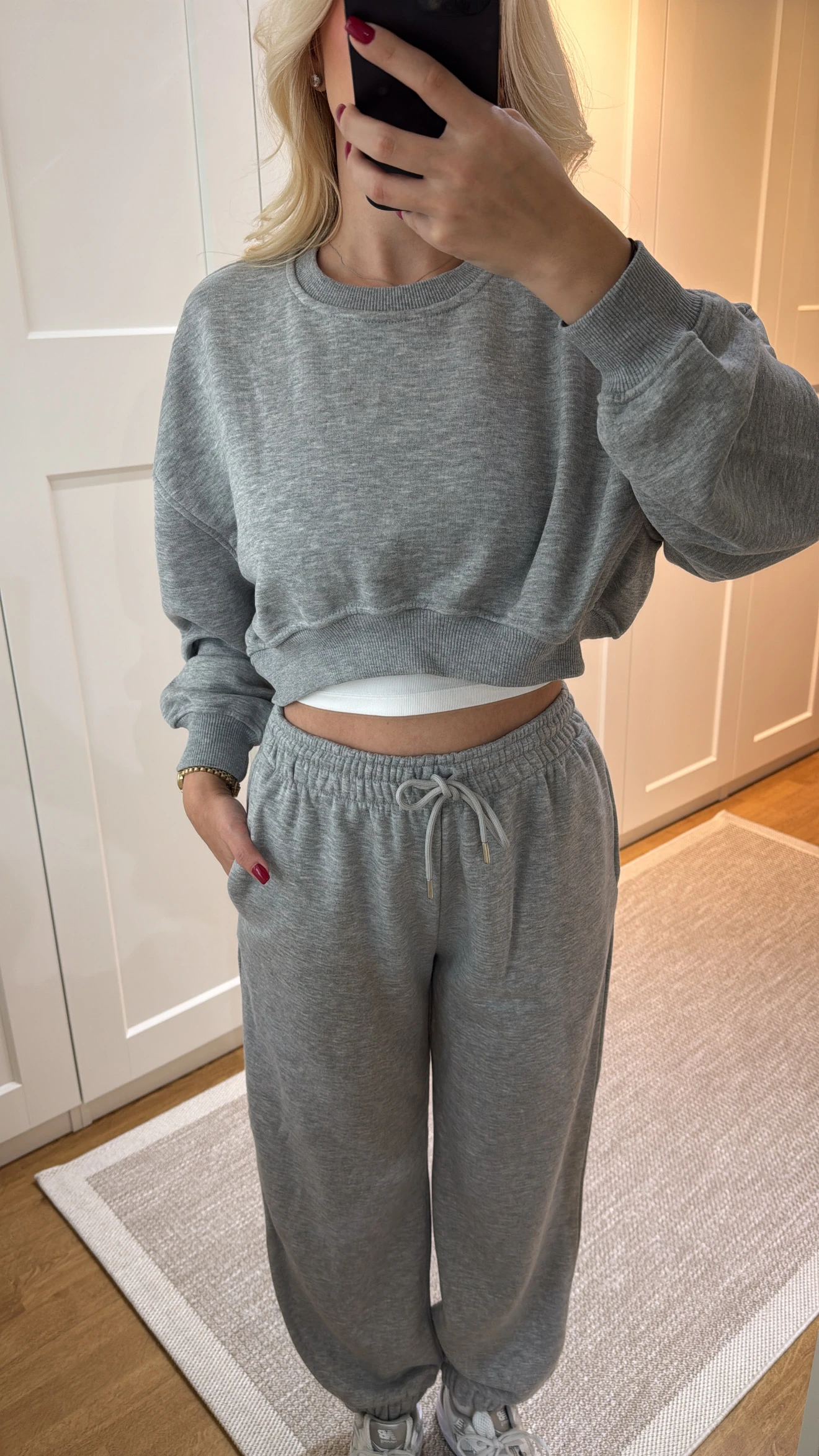 GRİ CROP EŞOFMAN TAKIMI