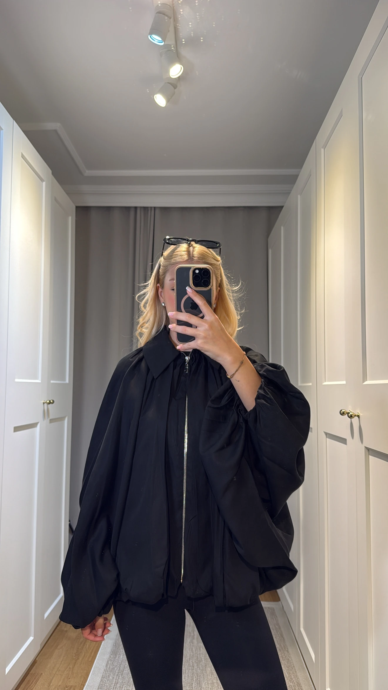 SİYAH YARASA KOL OVERSİZE CEKET