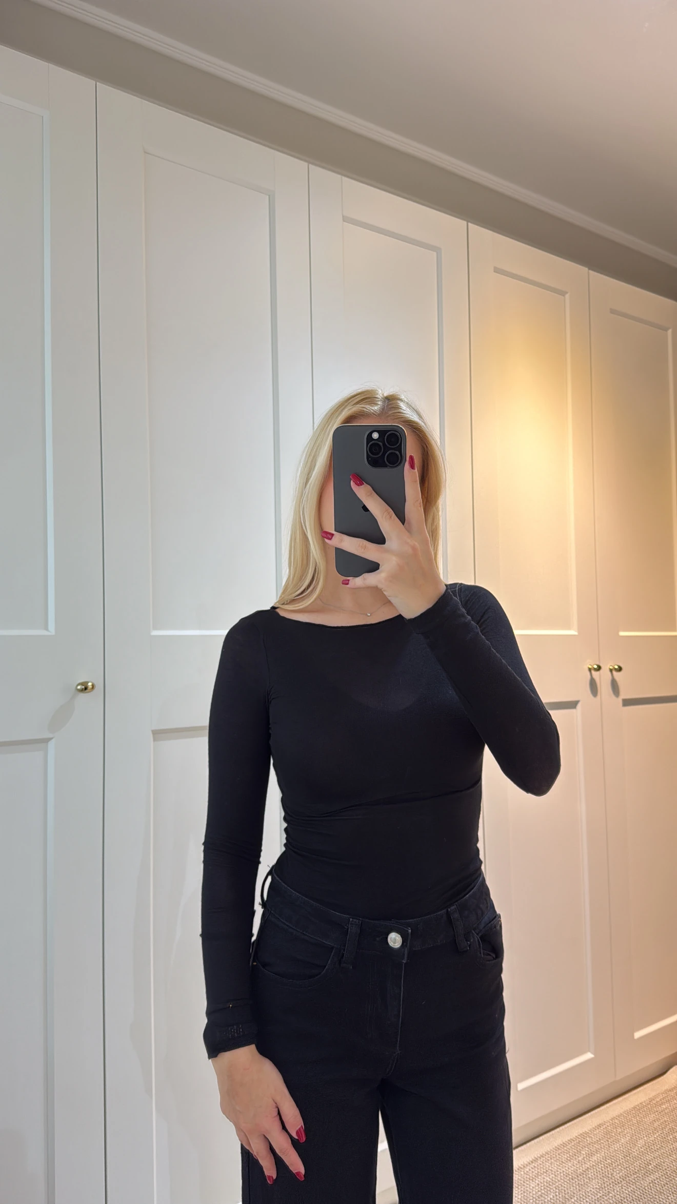 KAYIK YAKA TRANSPARAN BLUZ -SİYAH