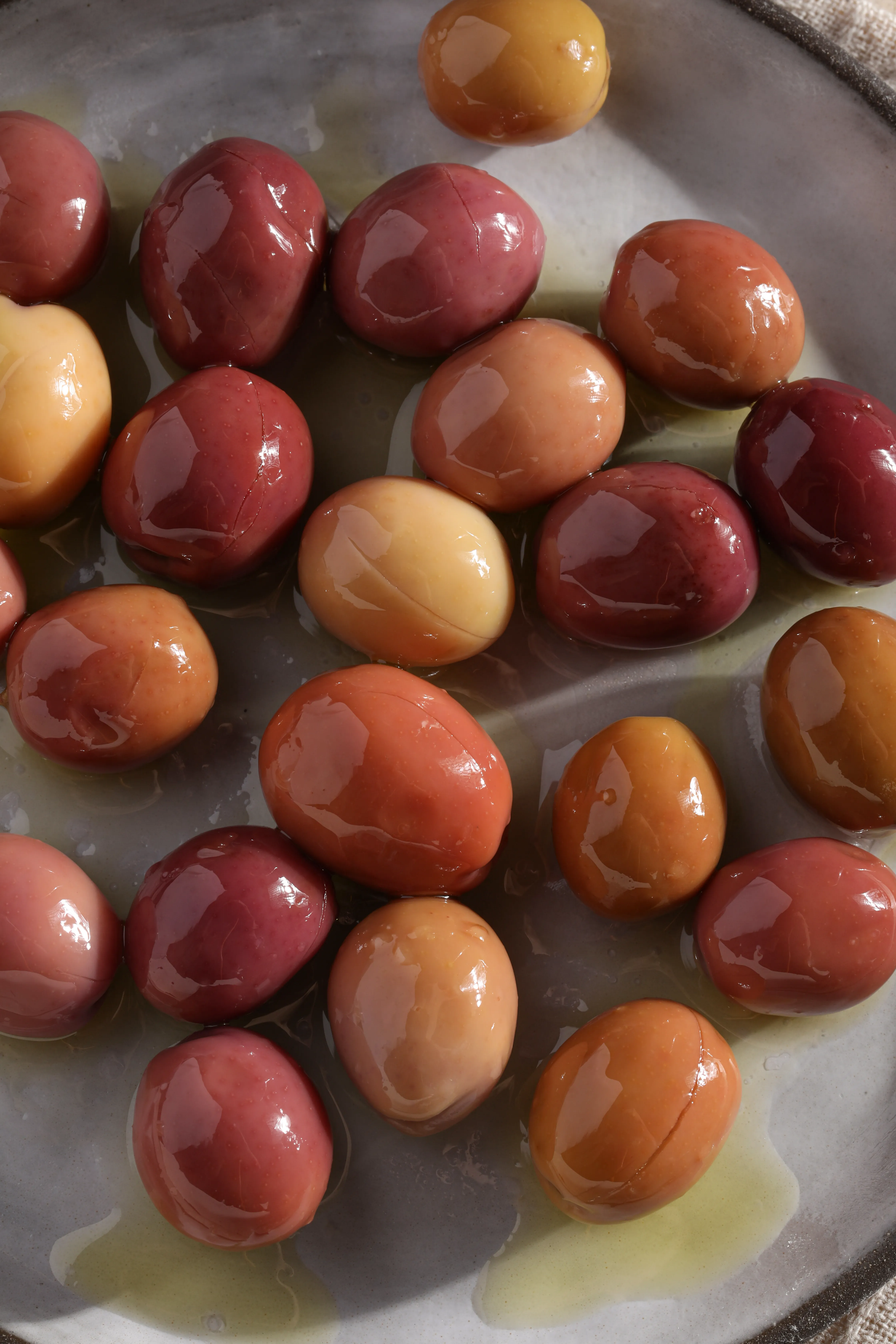Gül Pembe Edremit Cins Çizik Zeytin 1 kg.