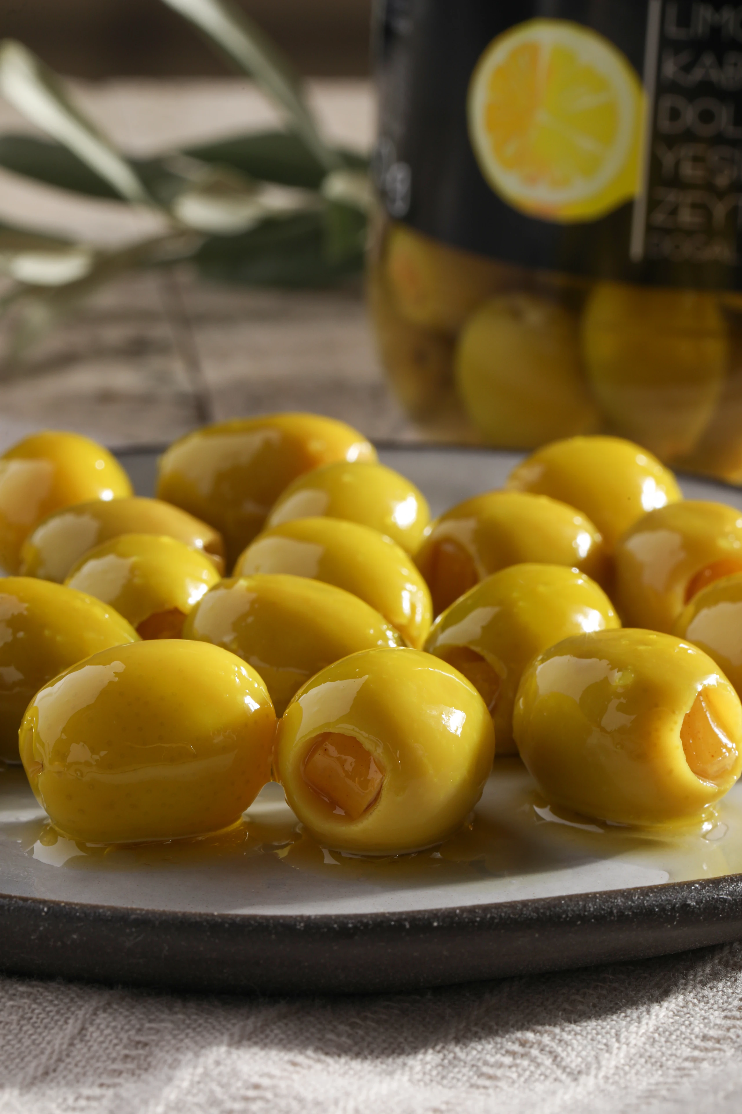 # Limon Kabuğu Dolgulu 10 kg Teneke