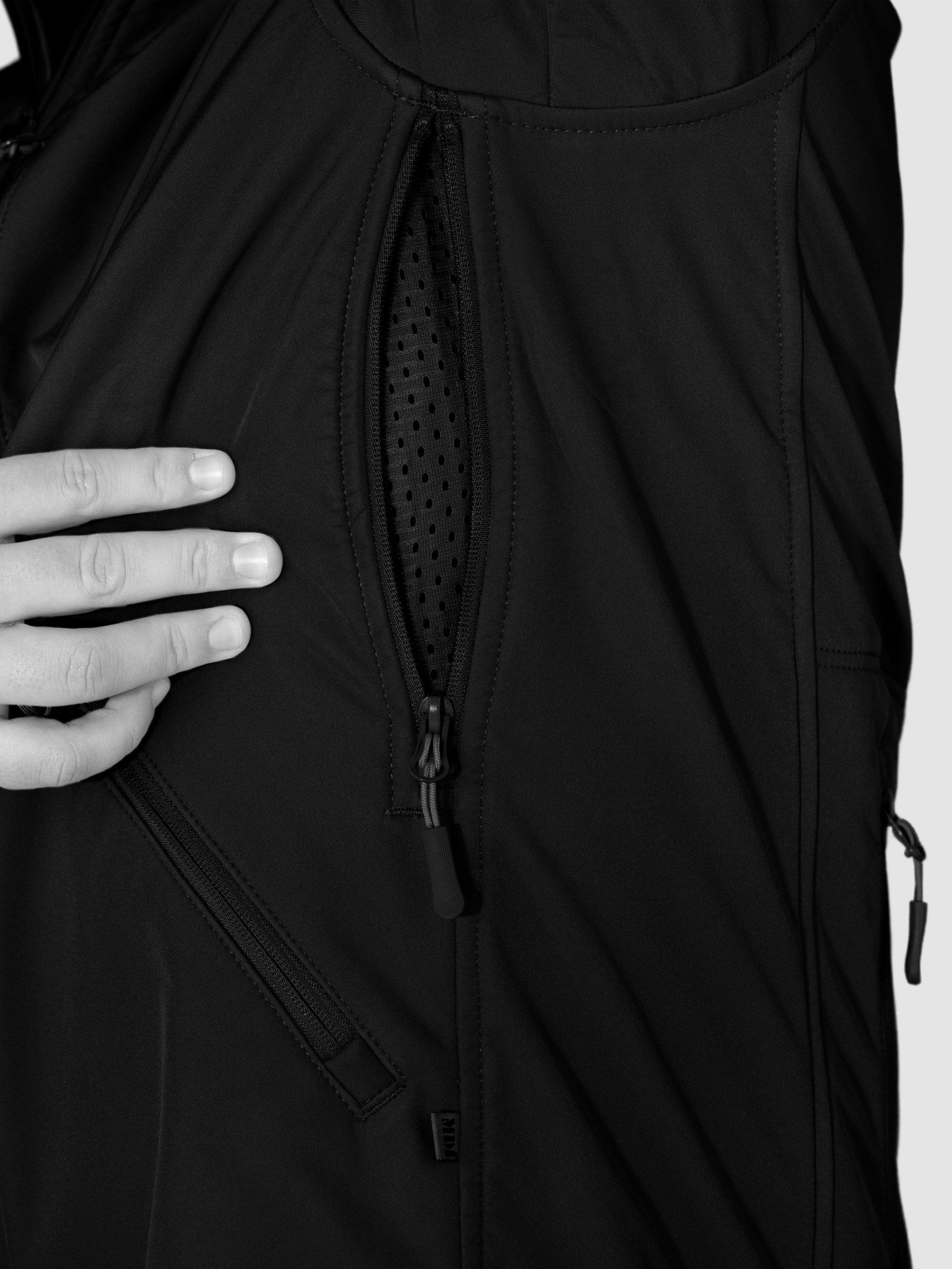 MUDEİR MONT SOFTSHELL BATUR SİYAH