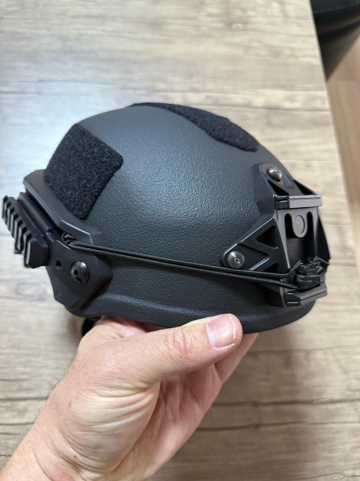 Taktik Yüksek Kesimli (High-Cut) Balistik Kask Siyah