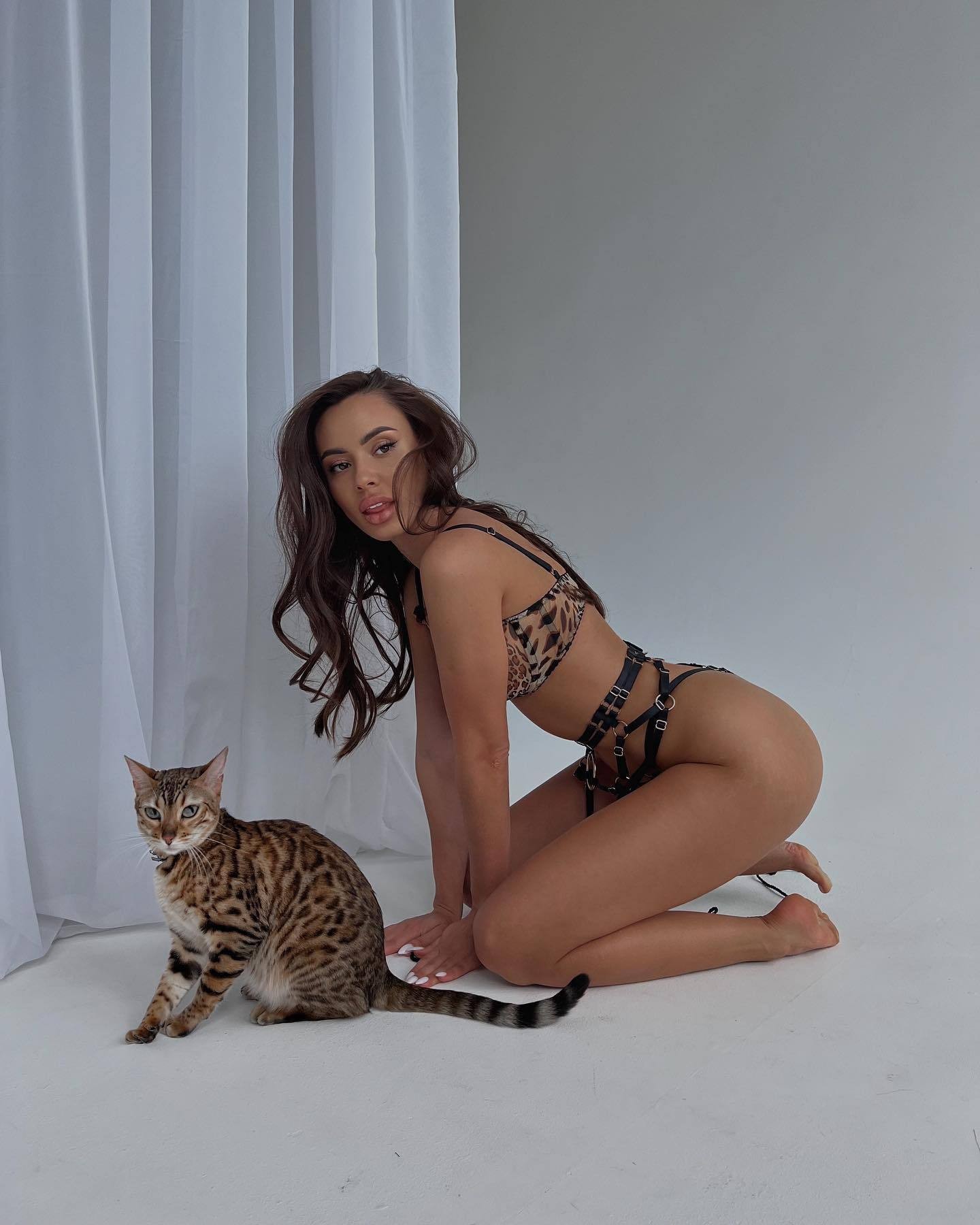 Vesna Leopar Desenli Erotik Lingerie Takımı - Vücut Harness Detaylı Seksi İç Giyim-  LOVE-DA1001