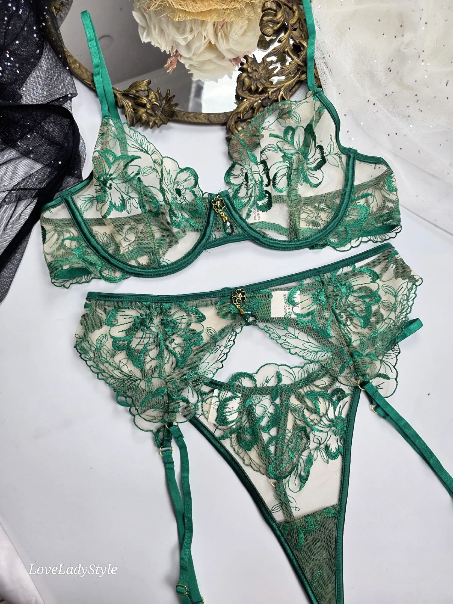 Emerald Enigma Jartiyer Seti