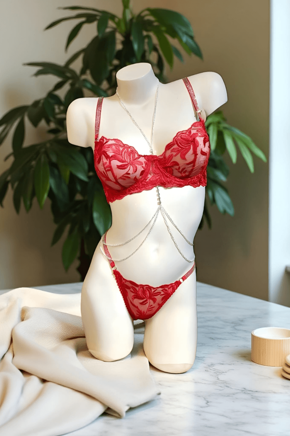LaceAllure Bodeli Braset-Romantik Zarafet - Kırmızı