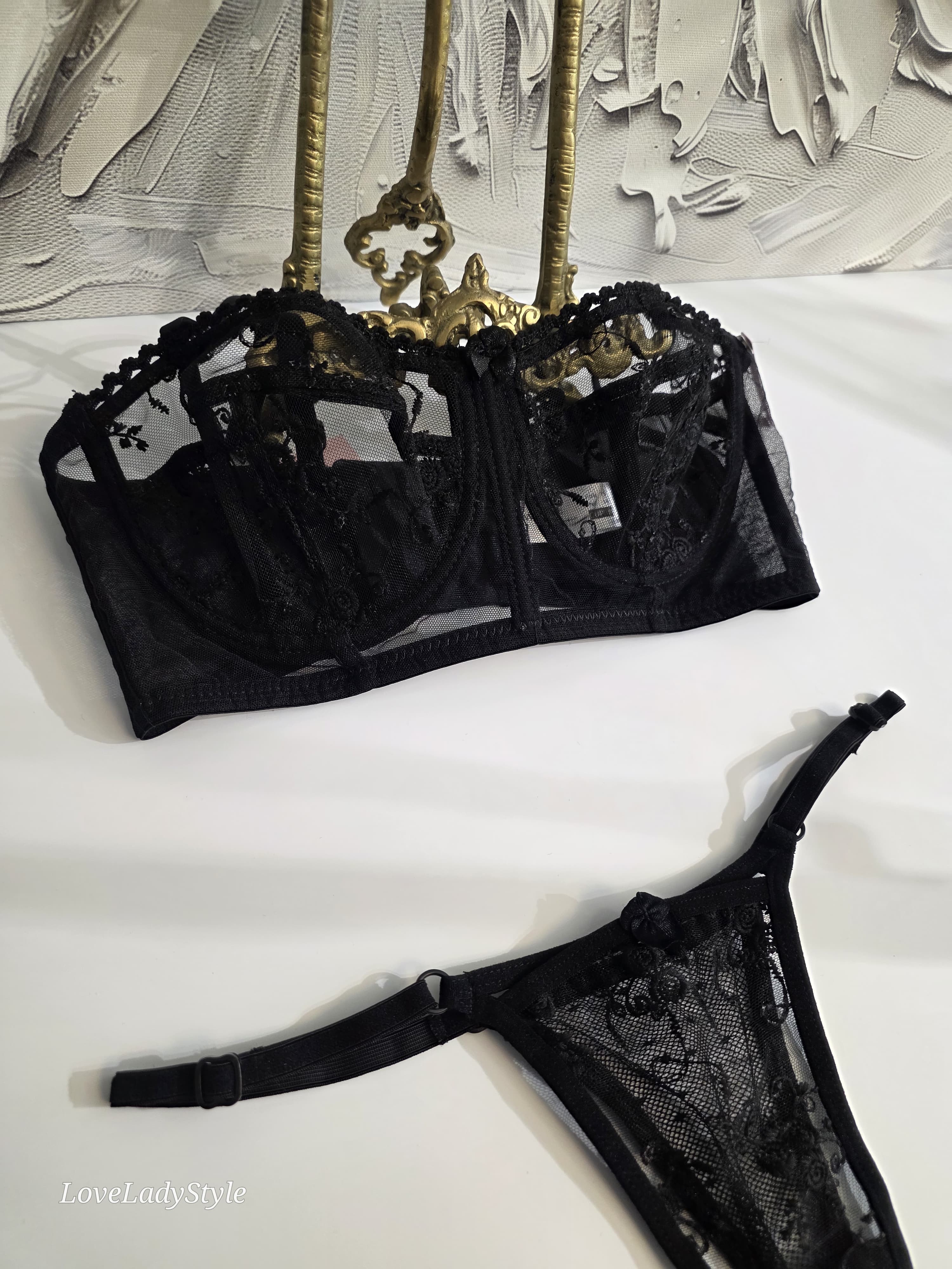 Dark Desire  Straplez Braset- PRWH01