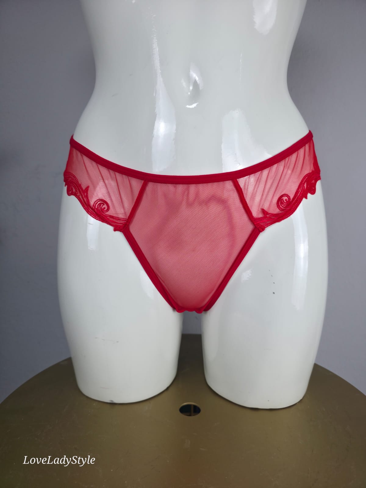 Arabesque – Nakışlı Tül Balconette Sütyen & Külot Takımı