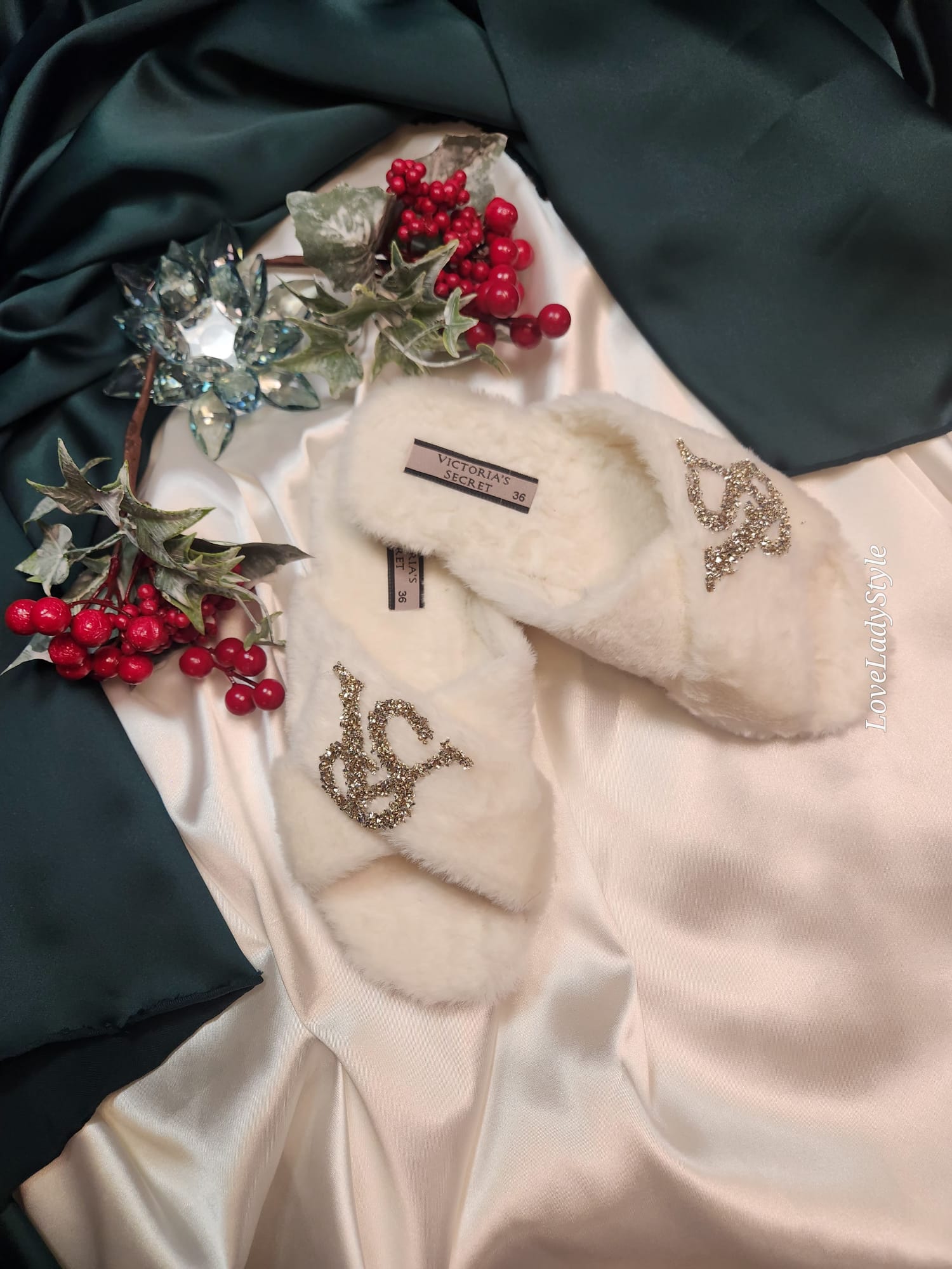 Love Lady VS Peluş Terlik 