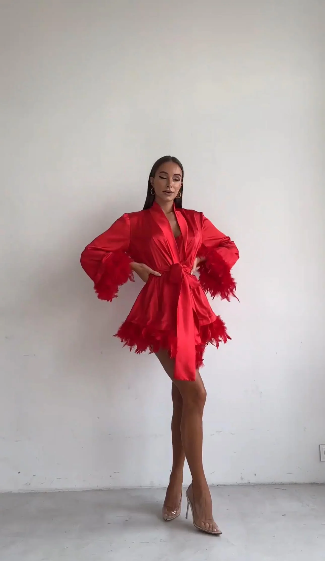 PLUMA – Tüylü Saten Sabahlık - Kırmızı