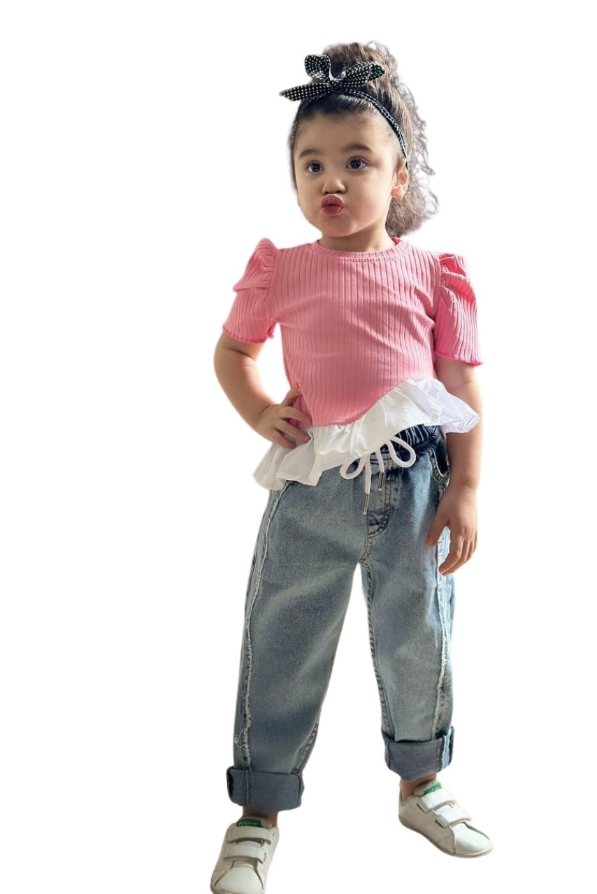 Pembe Tişört Kot Pantolon Takım