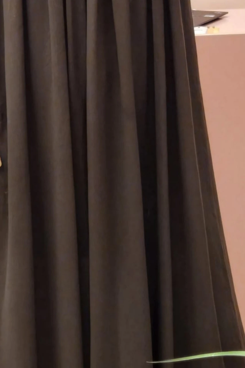 Askılı Dökümlü Büzgülü Kahverengi Elbise