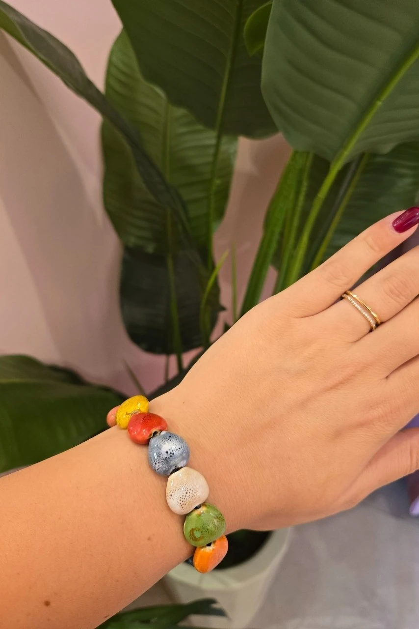 Kalp Dokulu Taşlı Bileklik