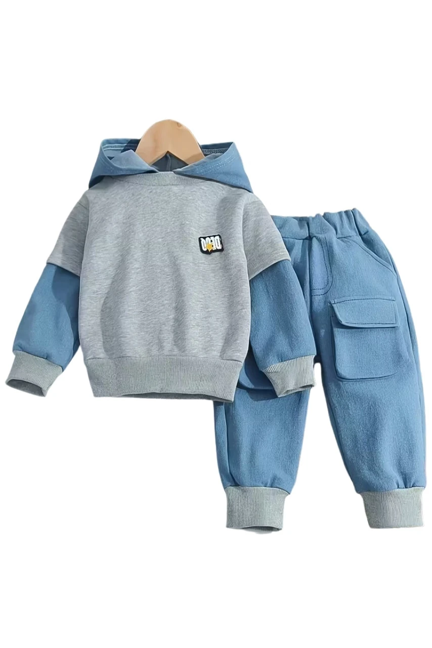 Uzun Kollu Sweatshirt ve Denim Pantolon İkili Takım