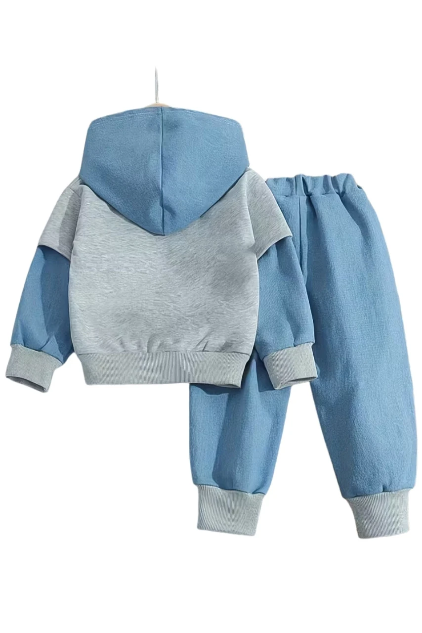 Uzun Kollu Sweatshirt ve Denim Pantolon İkili Takım