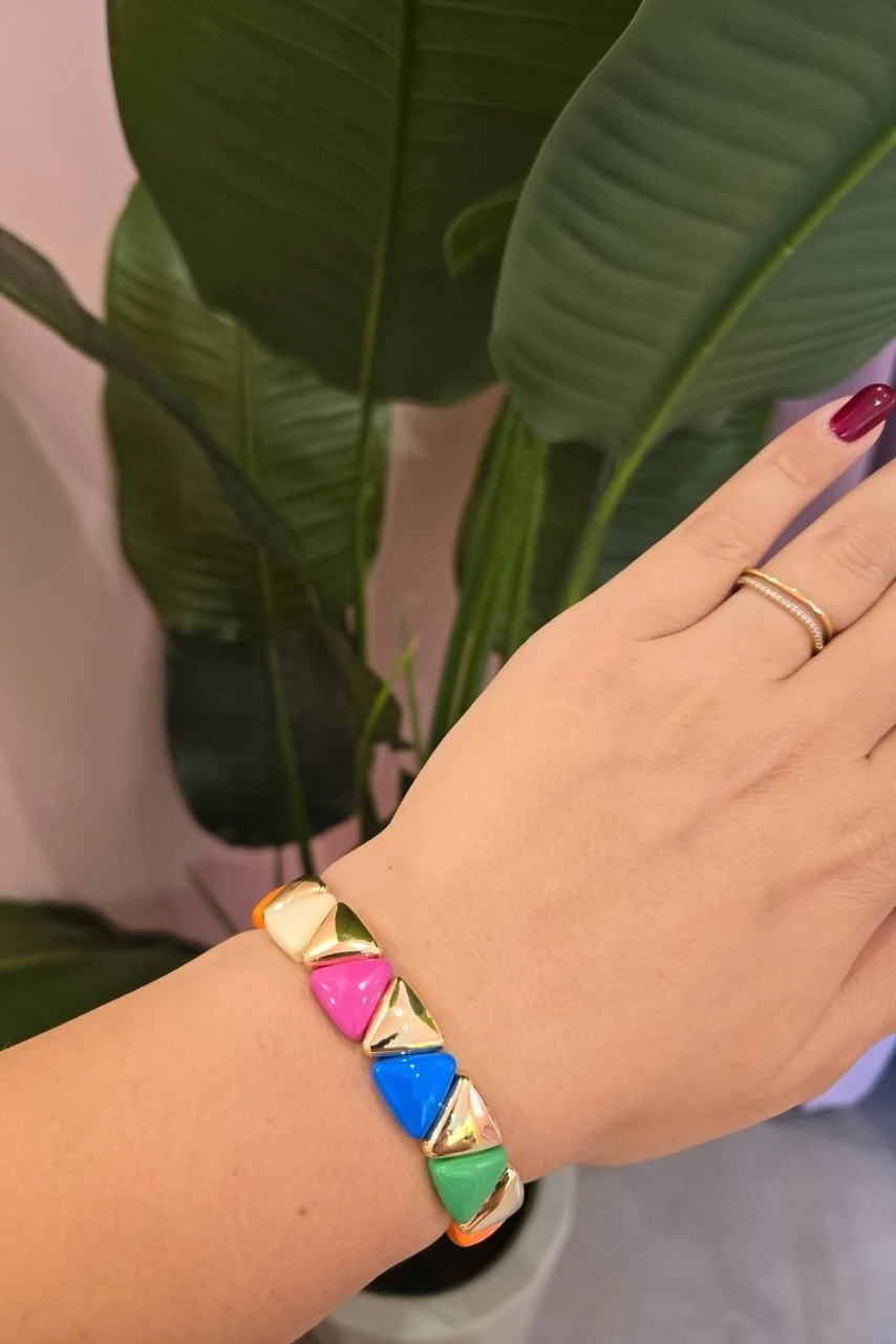 Üçgen Desenli Renkli Taşlı Bileklik