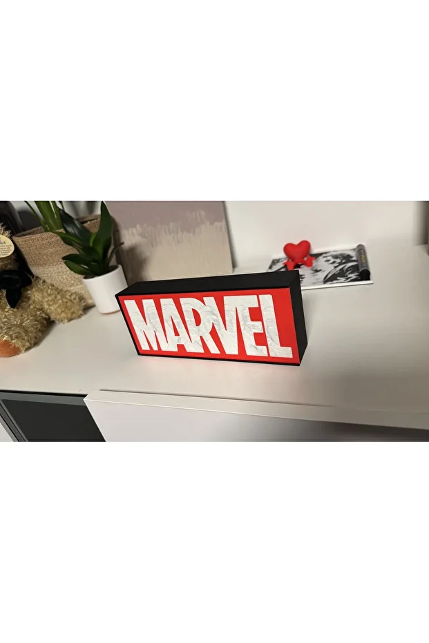 Marvel Tasarımlı Ledli Işık Kutusu Lightbox