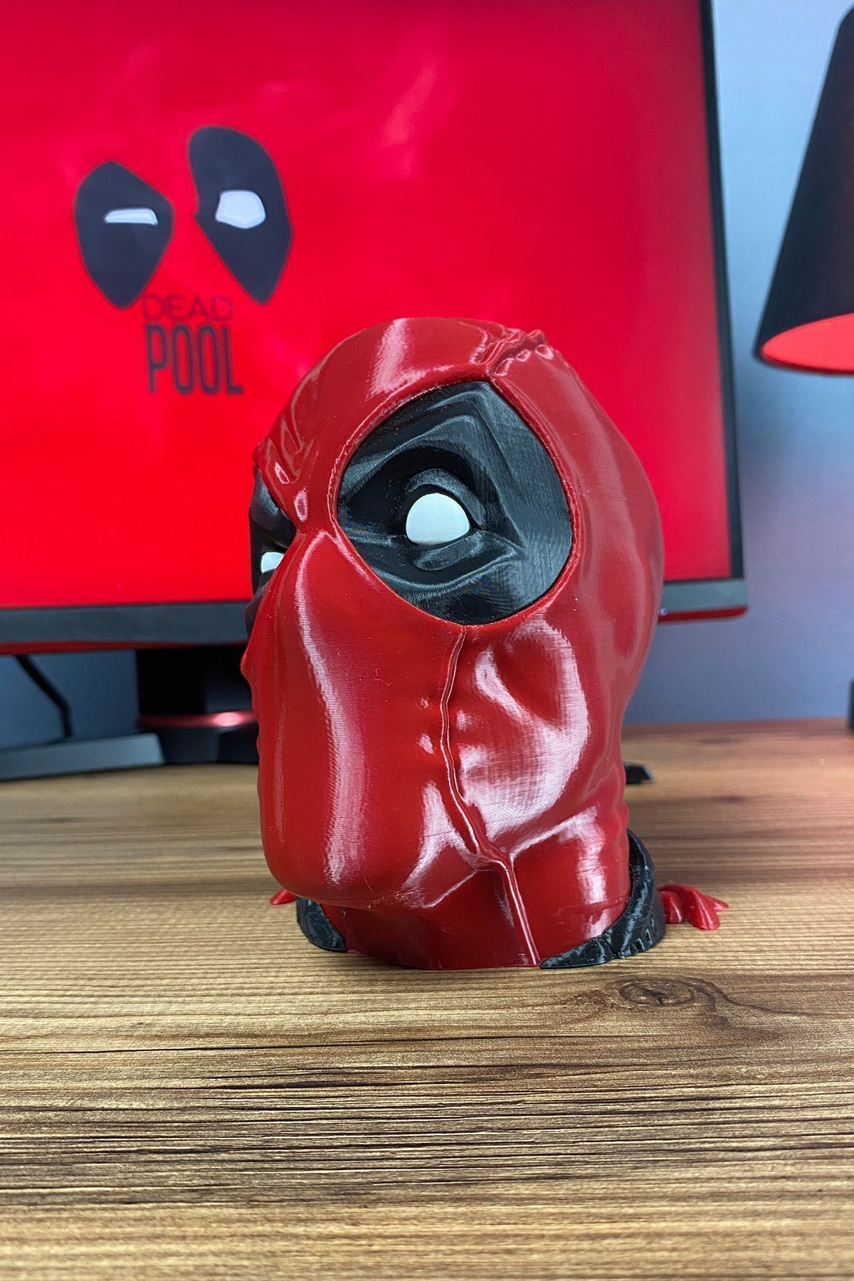 Deadpool Figür 15 Cm - Yüksek Kalite Koleksiyon Parçası