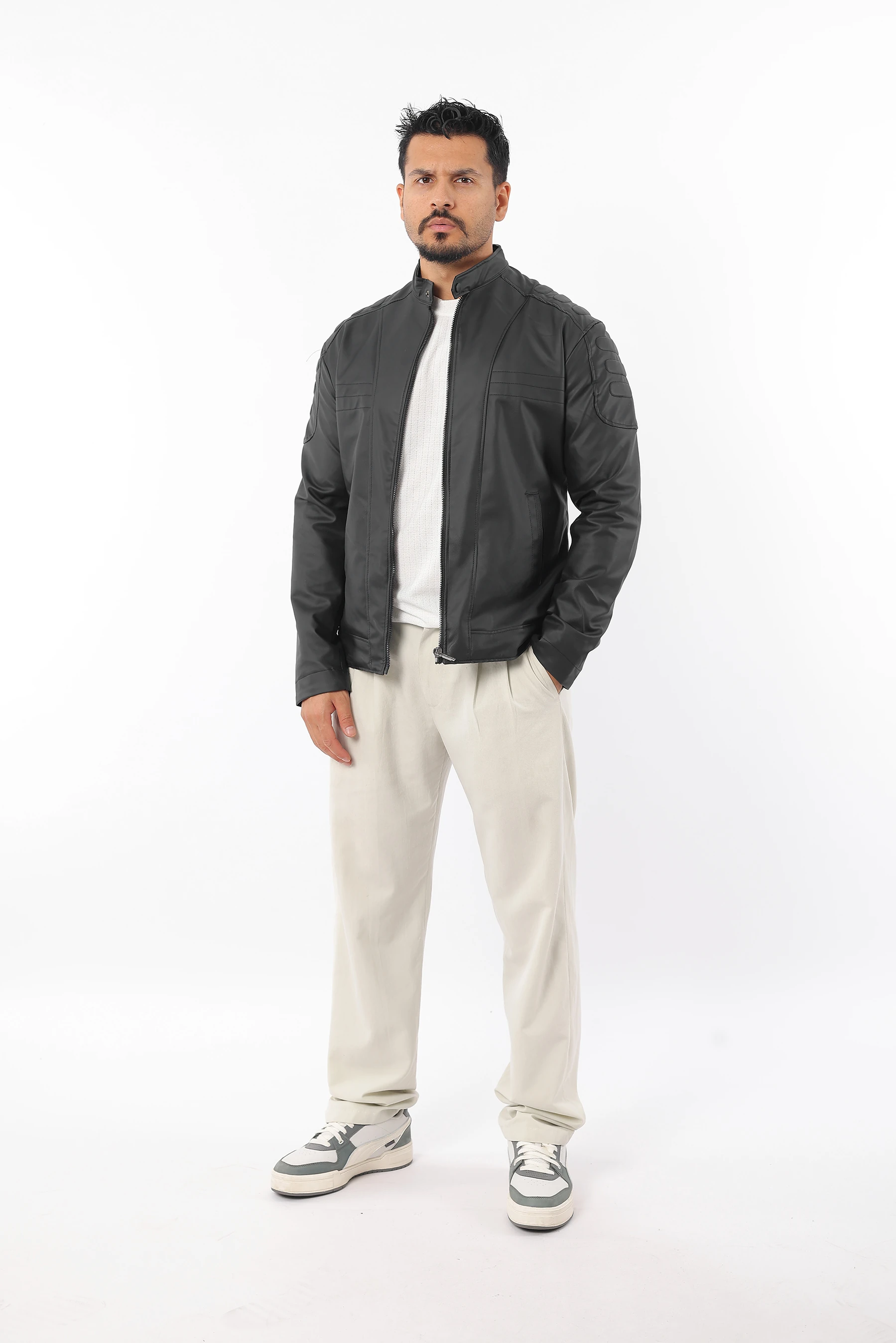 Erkek Slim Fit İç Astarlı Fermuarlı Yakası Çıtçıtlı Cepli Siyah Deri Mont 1277