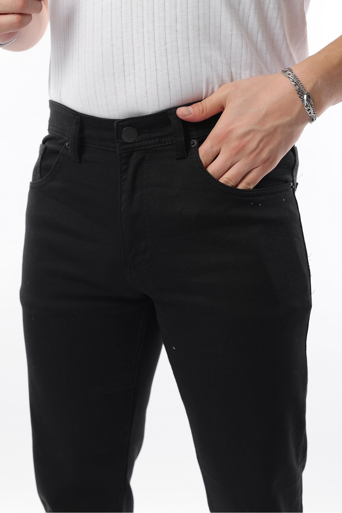Erkek Siyah Slim Fit Kot Pantolon - Günlük & Şık Denim Jean