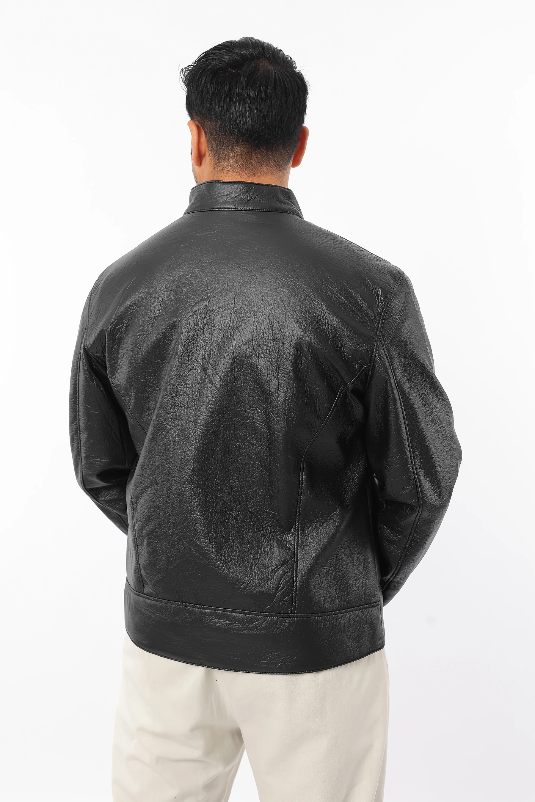 Erkek Slim Fit İç Astarlı Fermuarlı Cepli Dik Yaka Siyah Deri Mont 1226