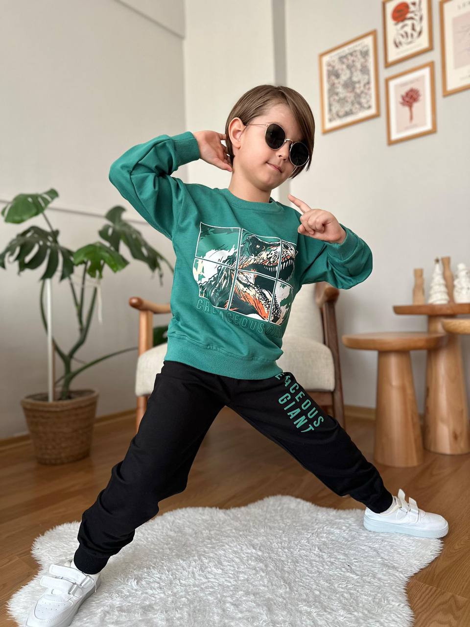 Dinozor Baskı Detaylı Yeni Sezon Erkek Çocuk Alt Üst Takım (3-10 Yaş)