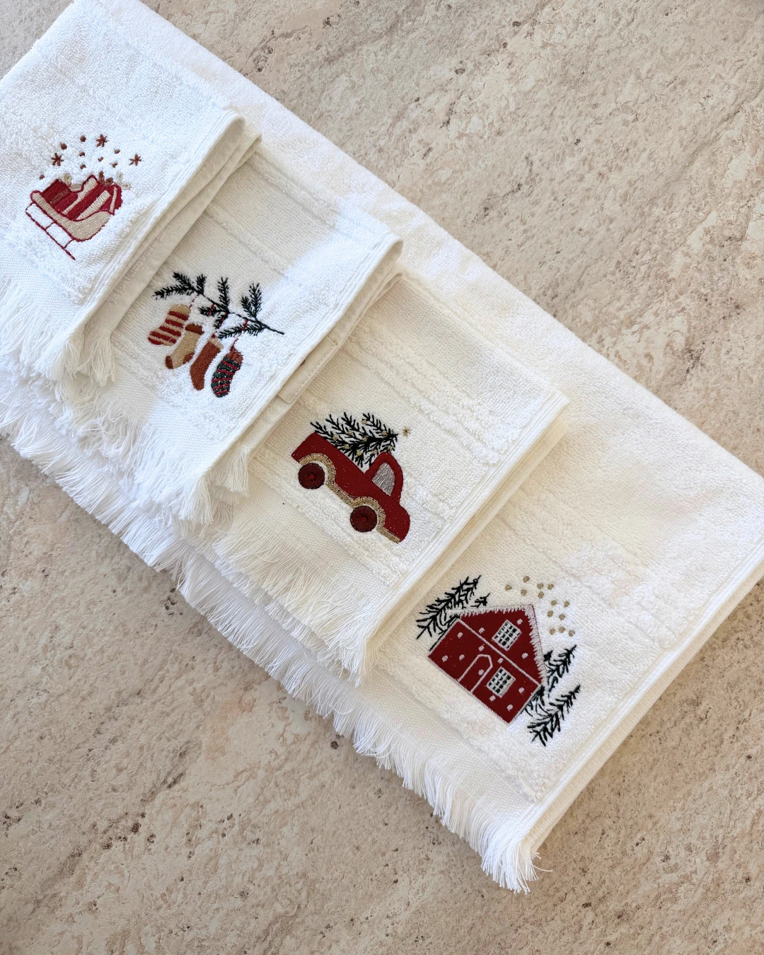 İndira Ecru Yılbaşı Havlu Seti
