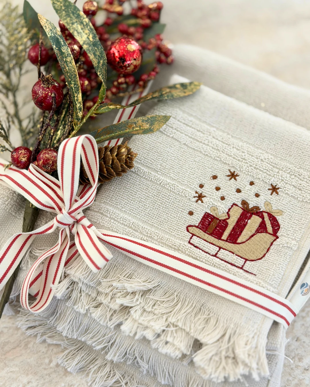 İndira Stone Yılbaşı Havlu Seti