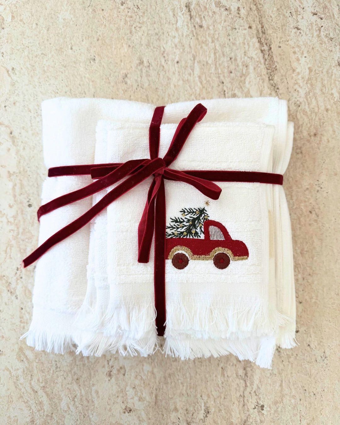 İndira Ecru Yılbaşı Havlu Seti