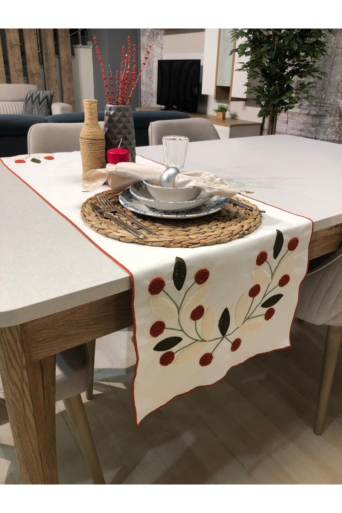 Punch Runner Bordo Papatya 40*140 cm - bordo