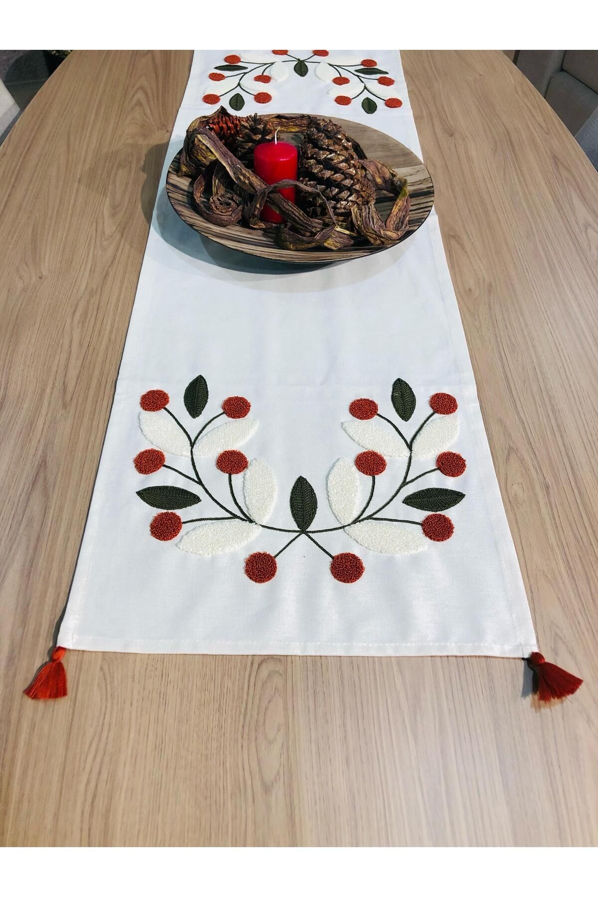Punch Runner Bordo Papatya Ponponlu 35*140 cm