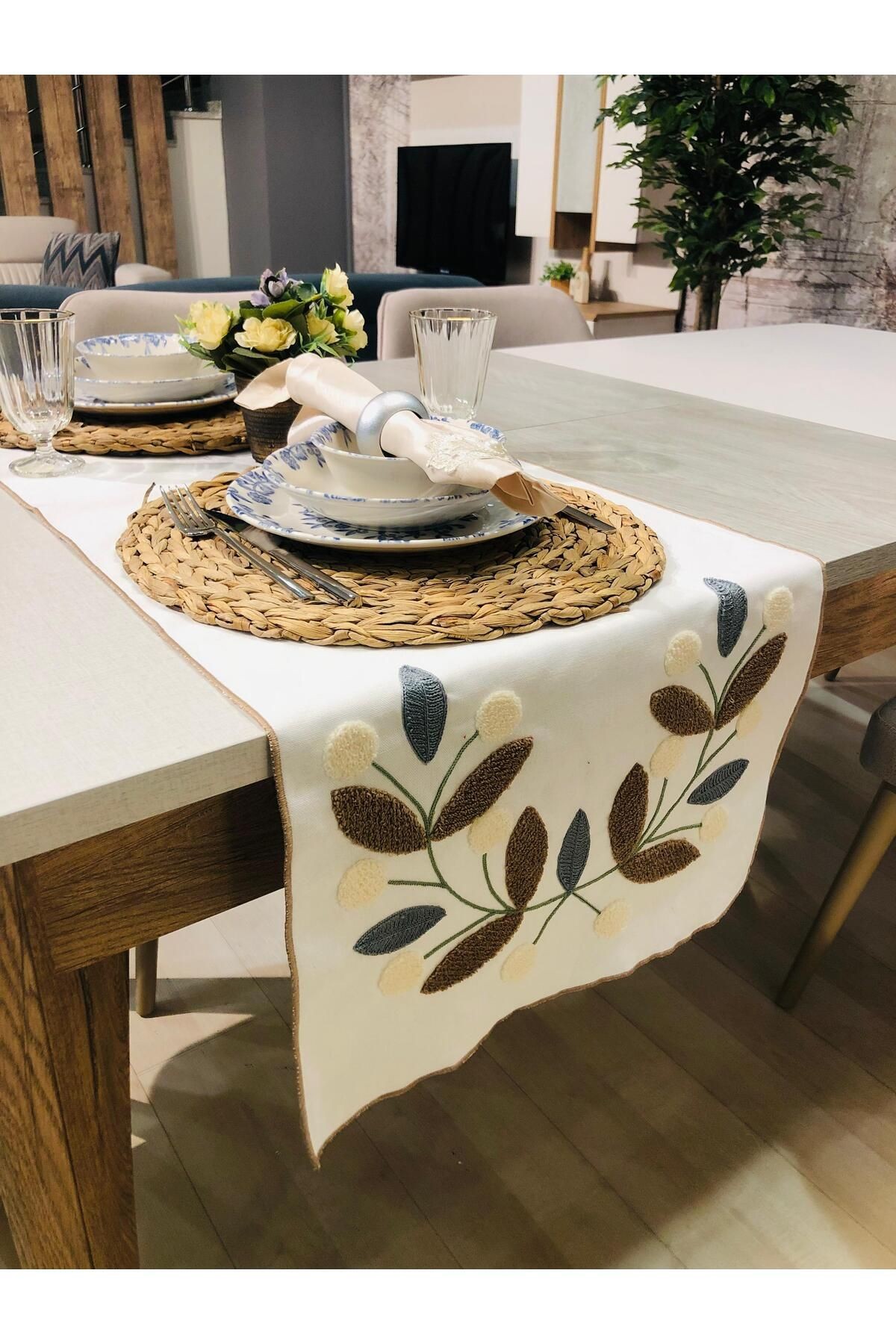 Punch Runner Bordo Papatya 40*140 cm - kahverengi