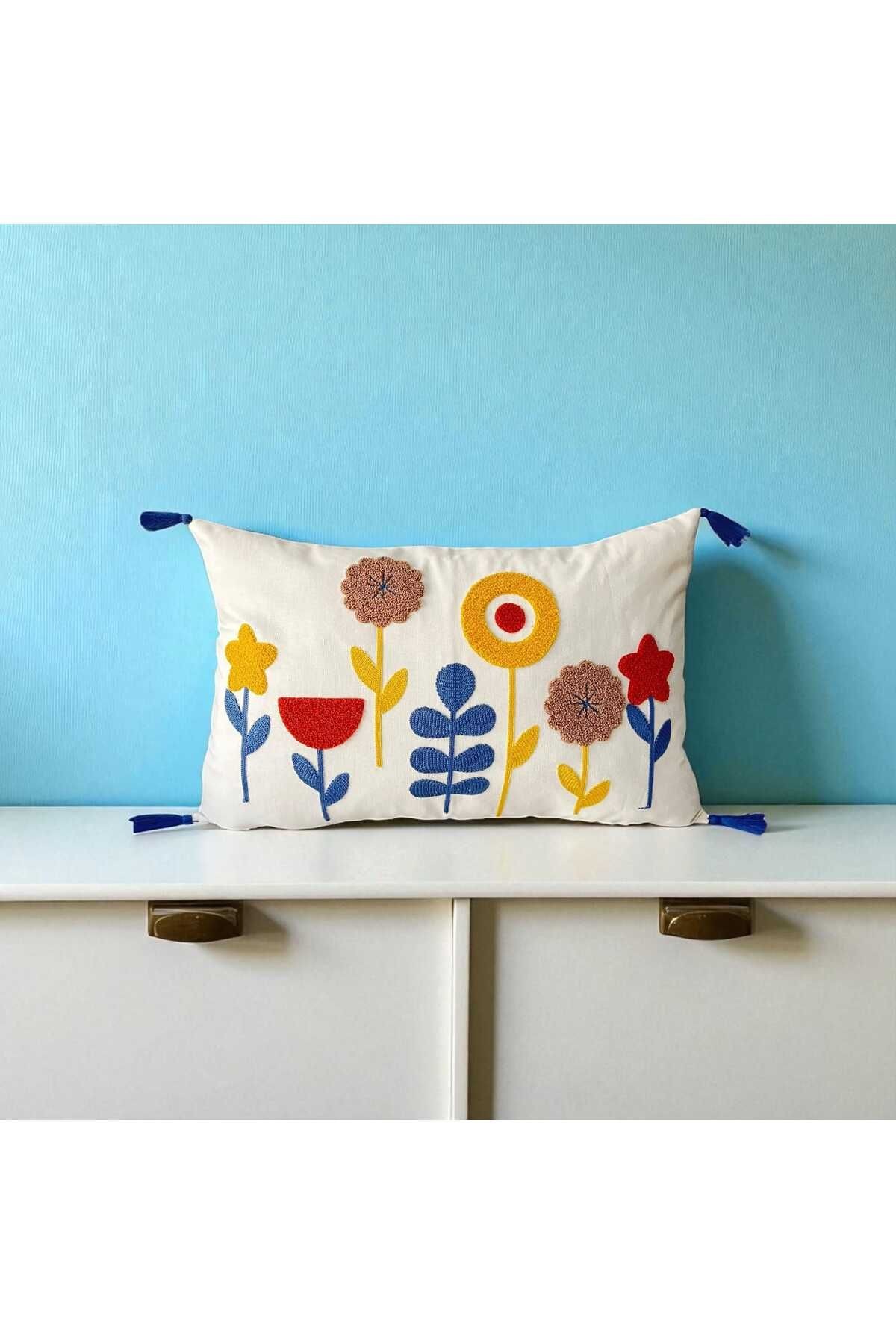 Punch Nakışlı Ponponlu Dikdörtgen Kırlent Kılıfı 2 Adet Duck Kumaş 35x55 cm