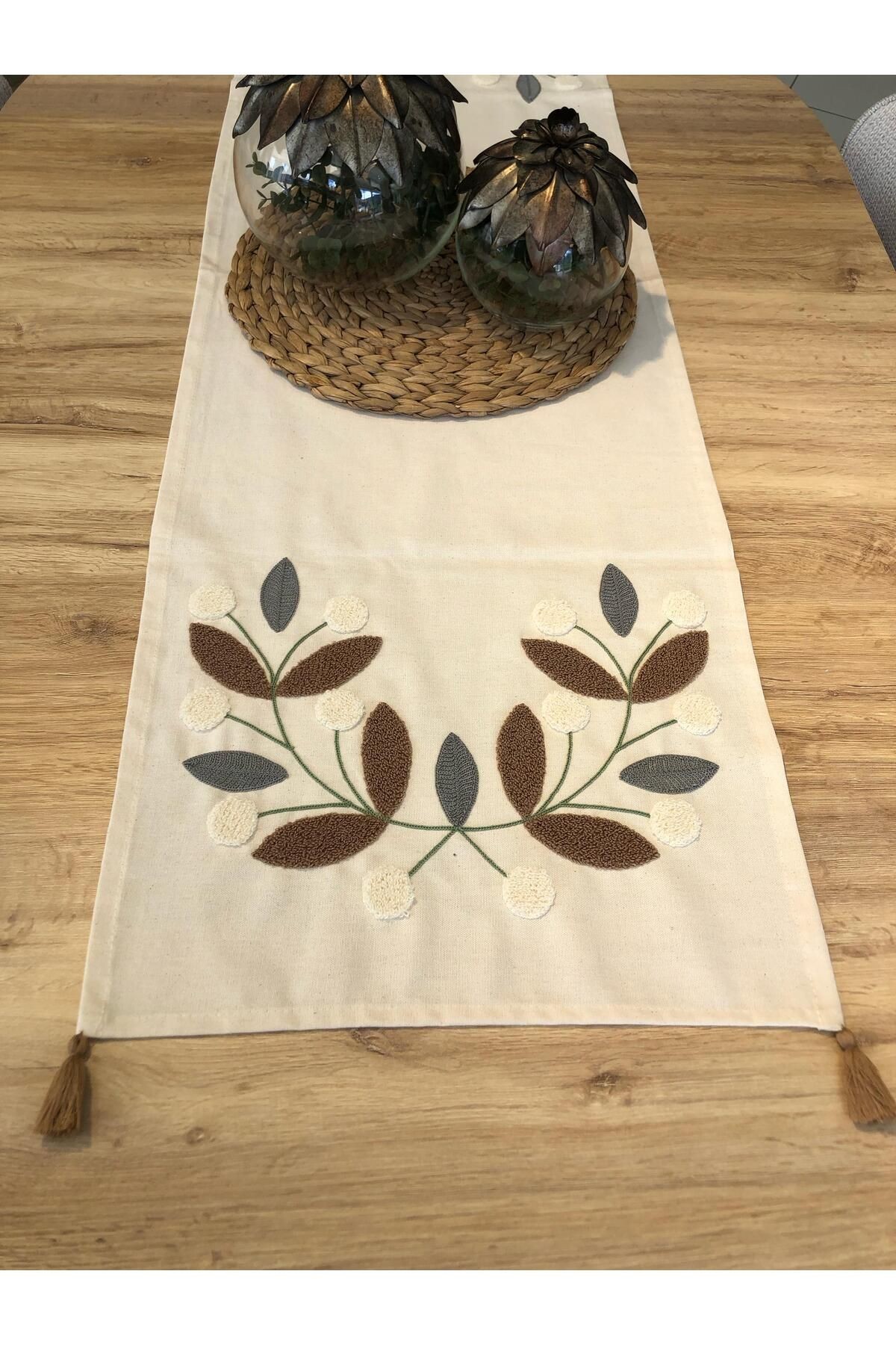Punch Runner Kahve Papatya Ponponlu 35*140 cm