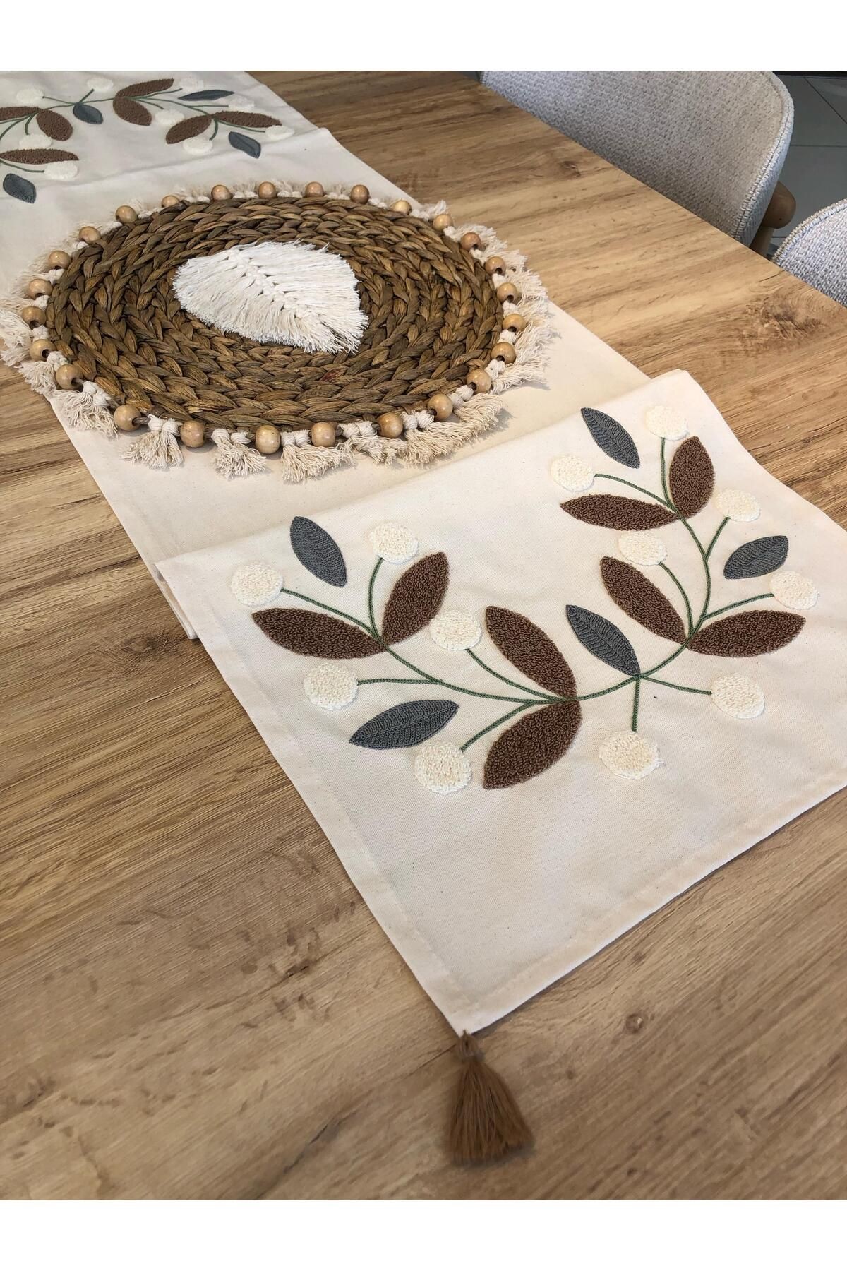 Punch Runner Kahve Papatya Ponponlu 35*140 cm