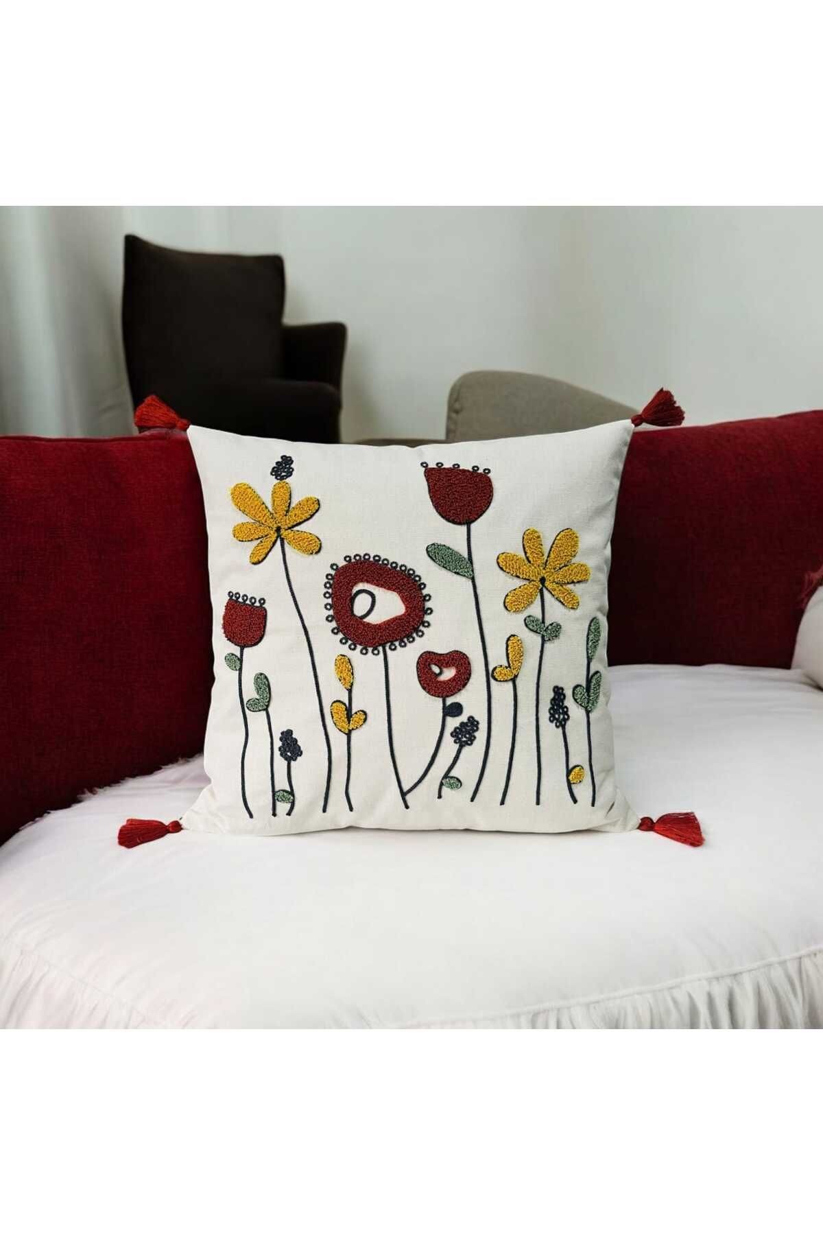 Punch Gelincik Desen Ponponlu Kırlent 43x43 cm