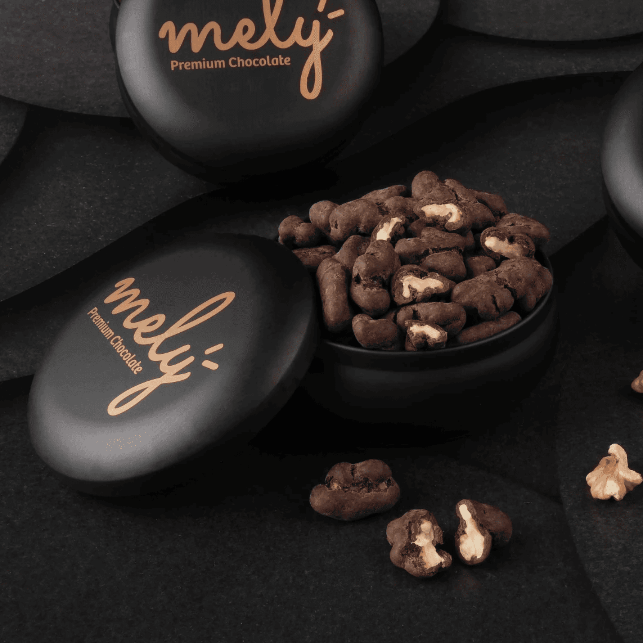 Çikolata Kaplı Mix Hediyelik Metal Kutu 150g