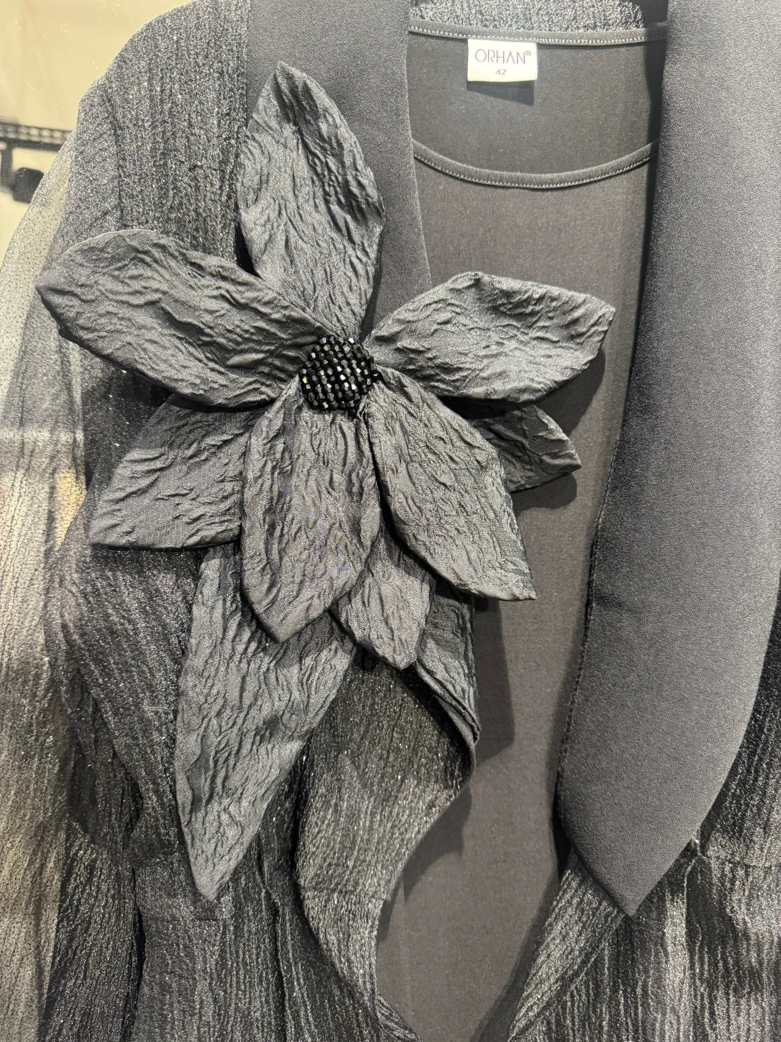 ORHAN PARILTILI - İÇ ELBİSELİ- SİYAH ABAYA 