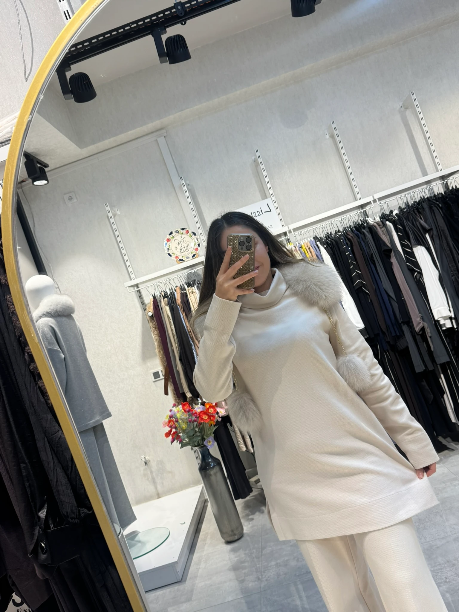 QUPRA YAKASI ZİNCİR DETAYLI TAKIM