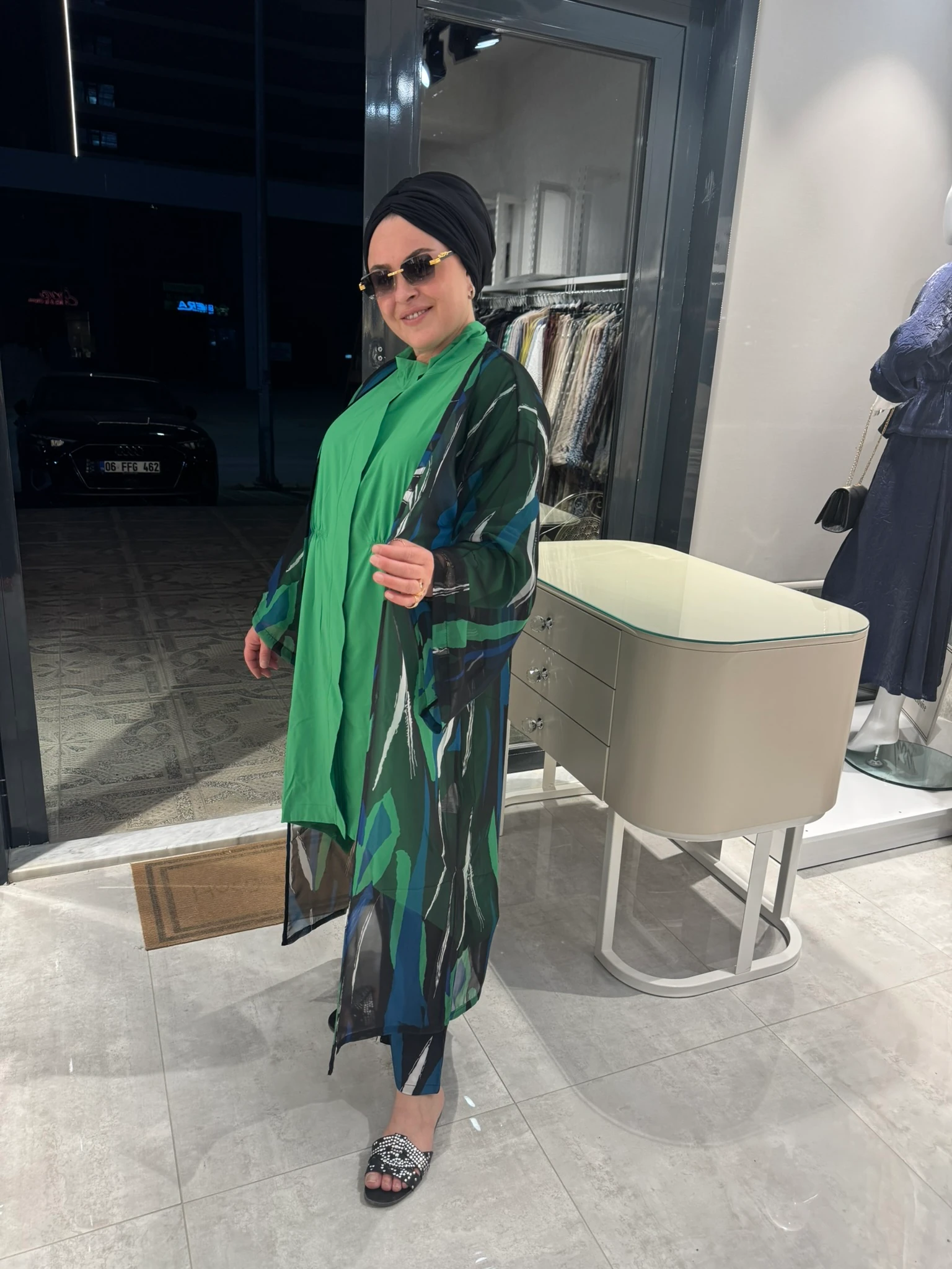 MARİNA YEŞİL TESETTÜR MAYO