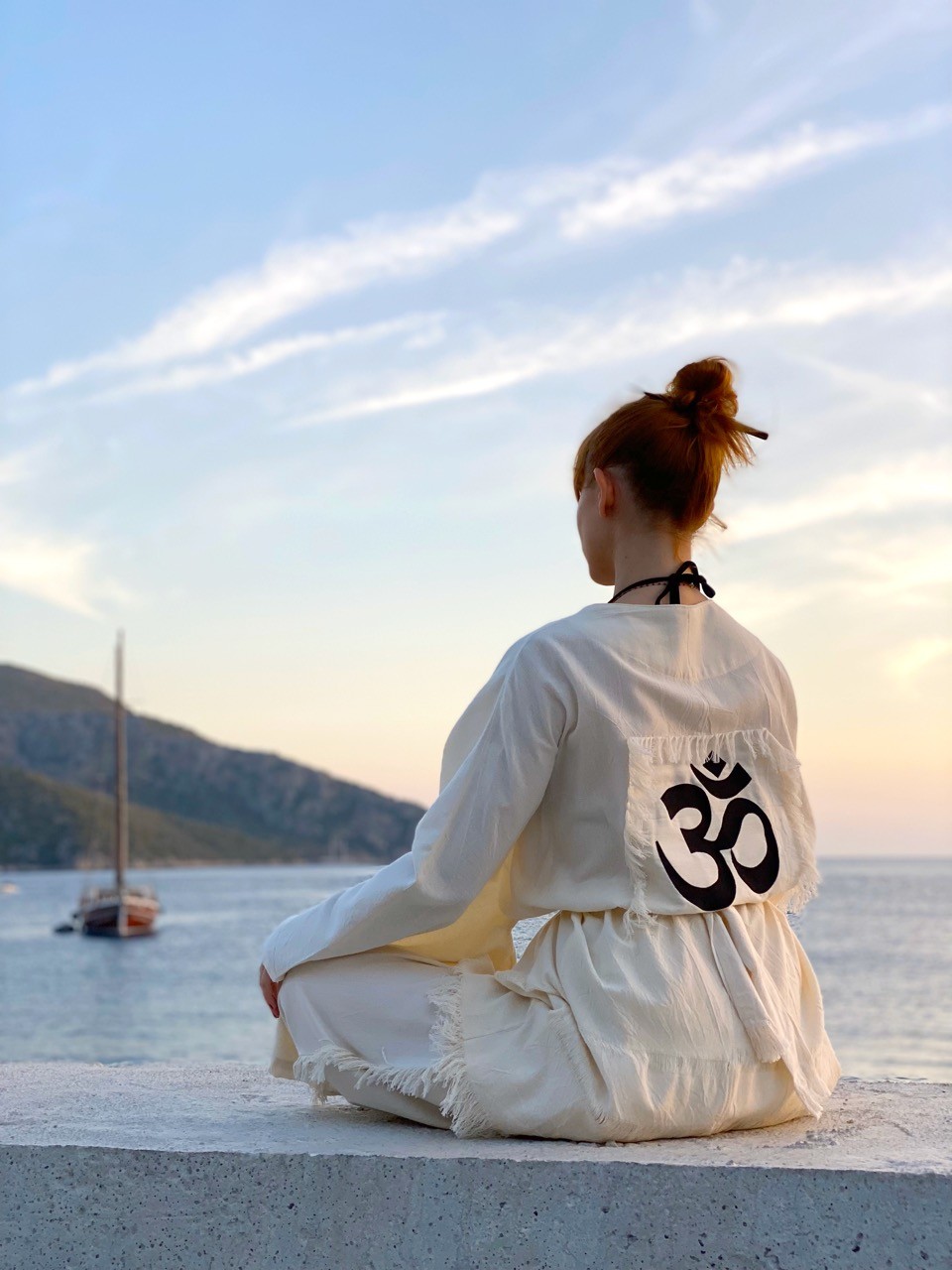 Vega Yoga Kimono