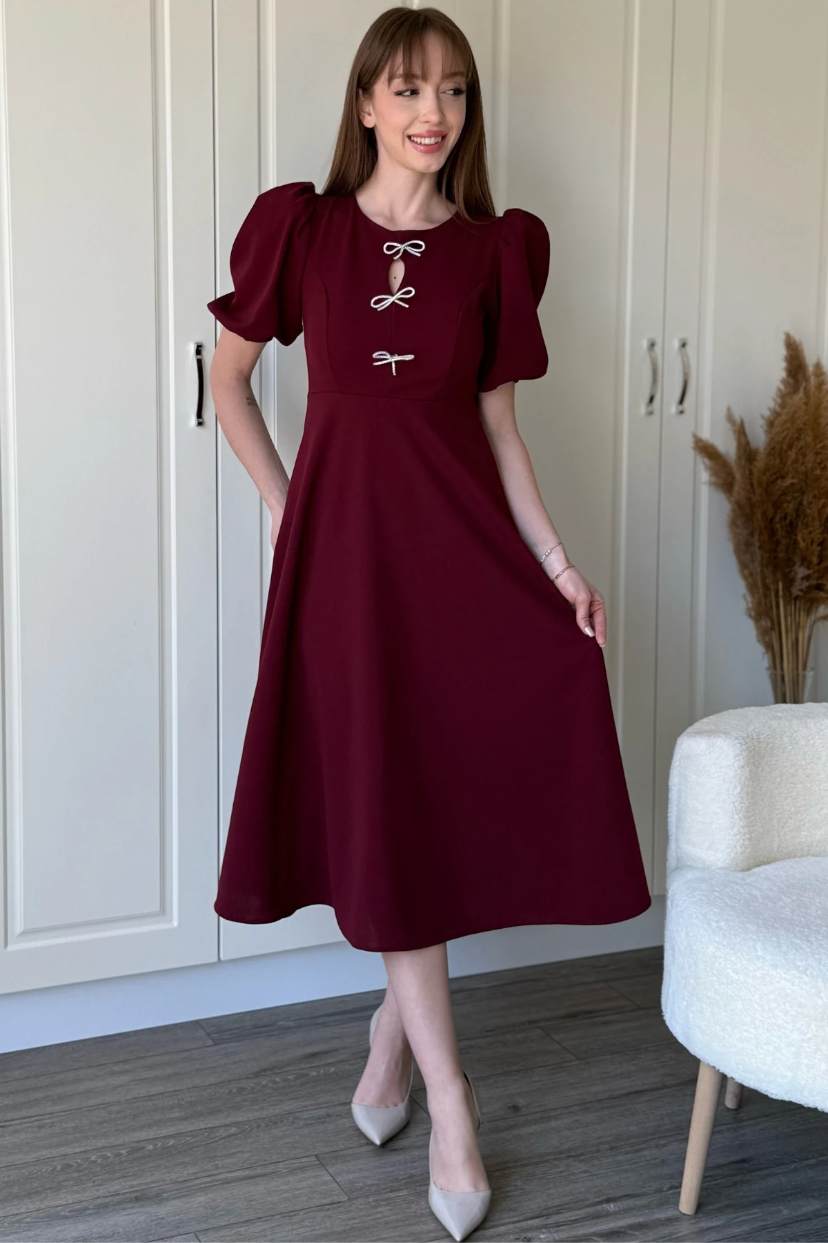 Balon Kol Kurdele Aksesuarı Çıkarılabilir Midi Bordo Elbise