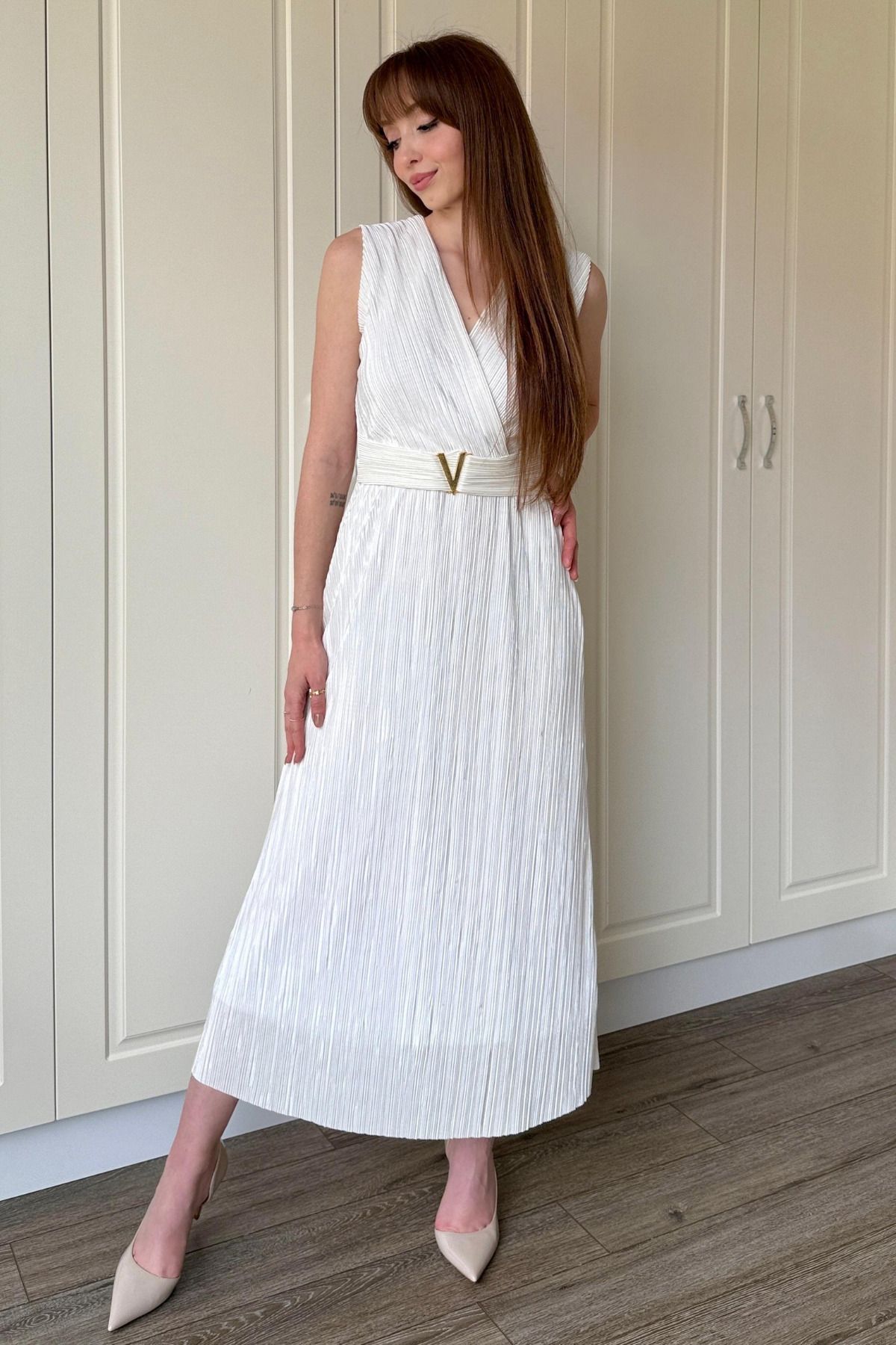 Kruvaze Yaka Krinkıl Midi Tokalı Elbise