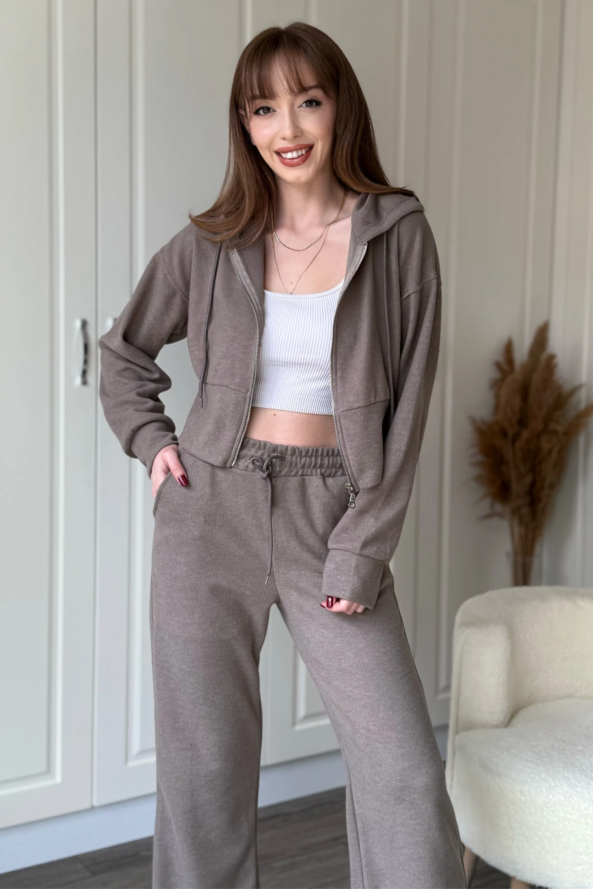 Kapüşonlu Fermuarlı Crop Selanik Kumaş Hırka Takım