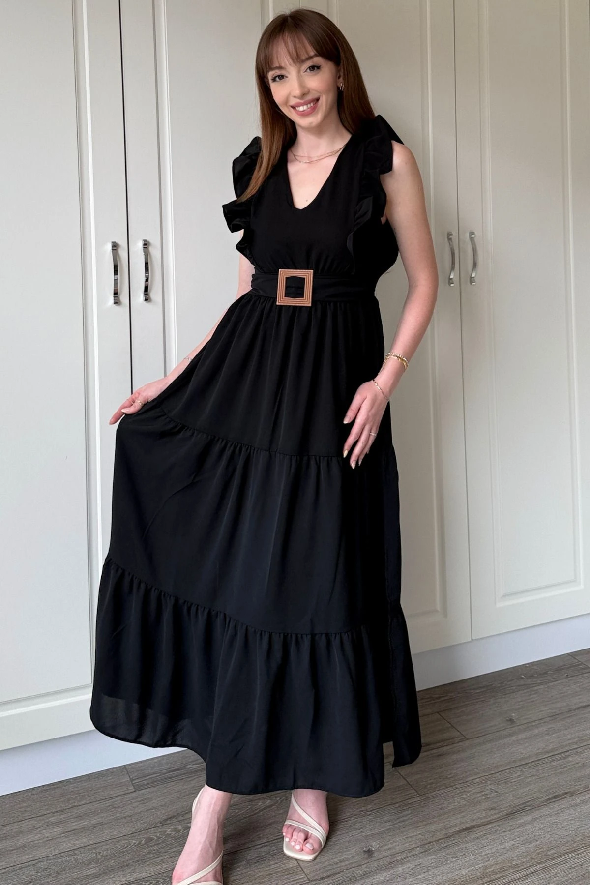  Kol Fırfırlı Yırtmaçlı Uzun Elbise