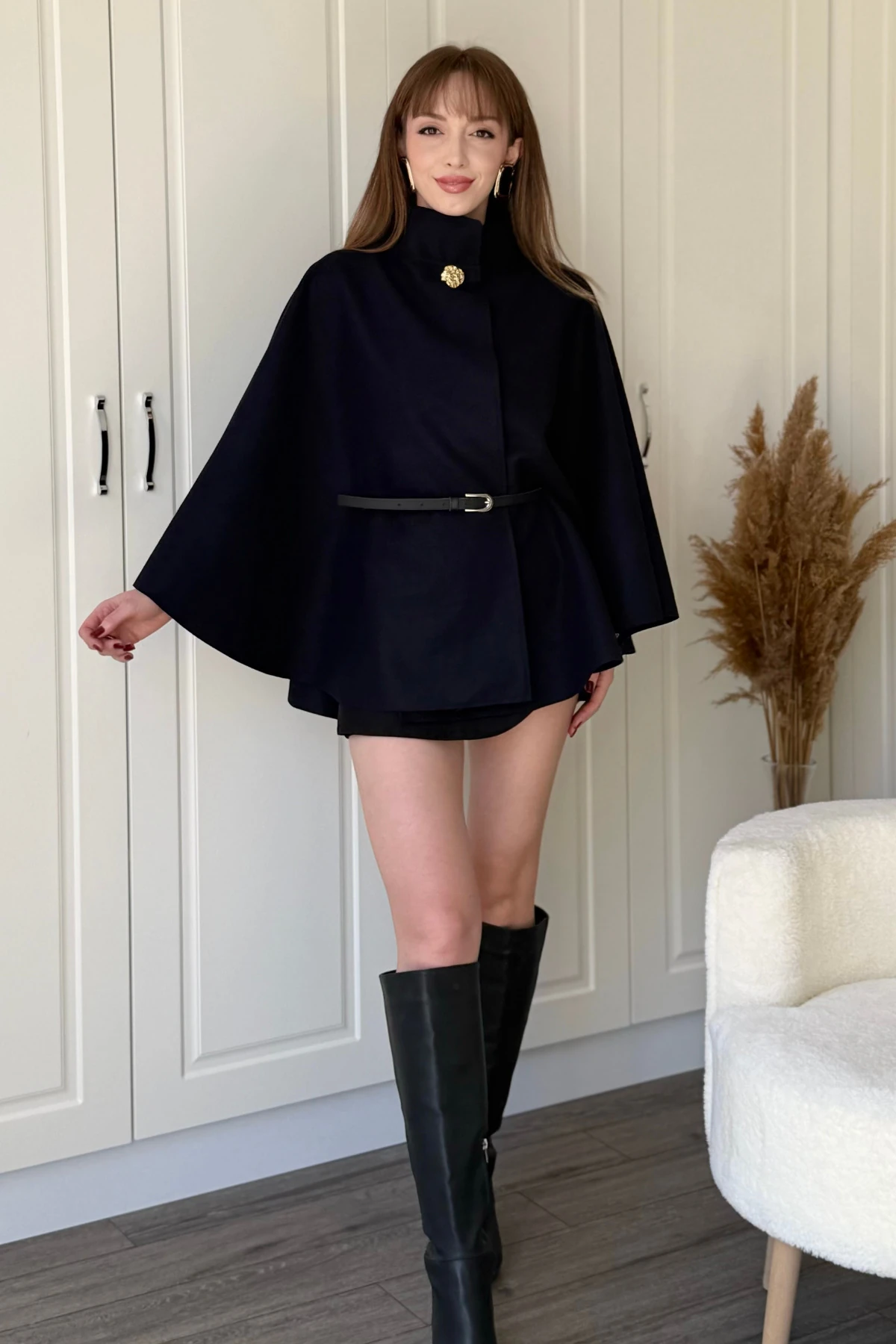 Kemeri Çıkarılabilir Gold Düğmeli Kaşe Panço