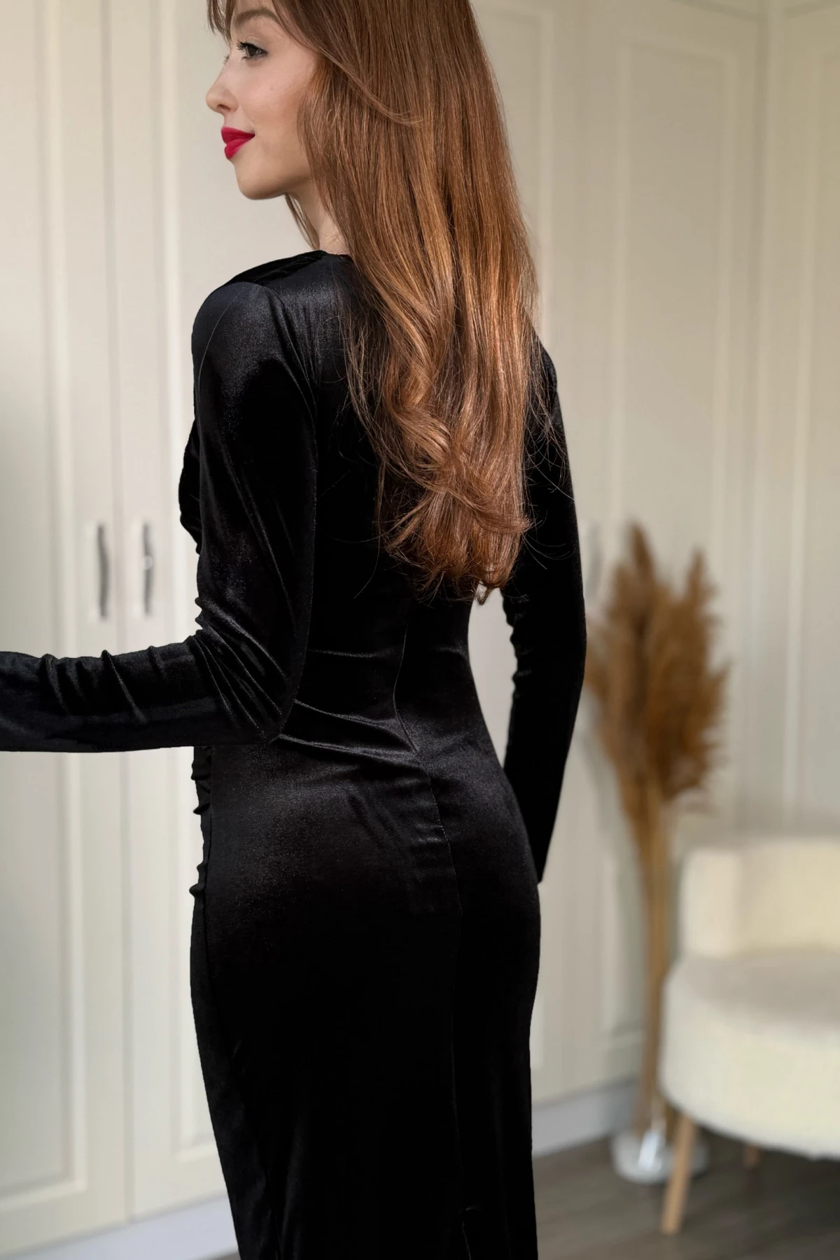 Kadife Drapeli Zarif Midi Elbise